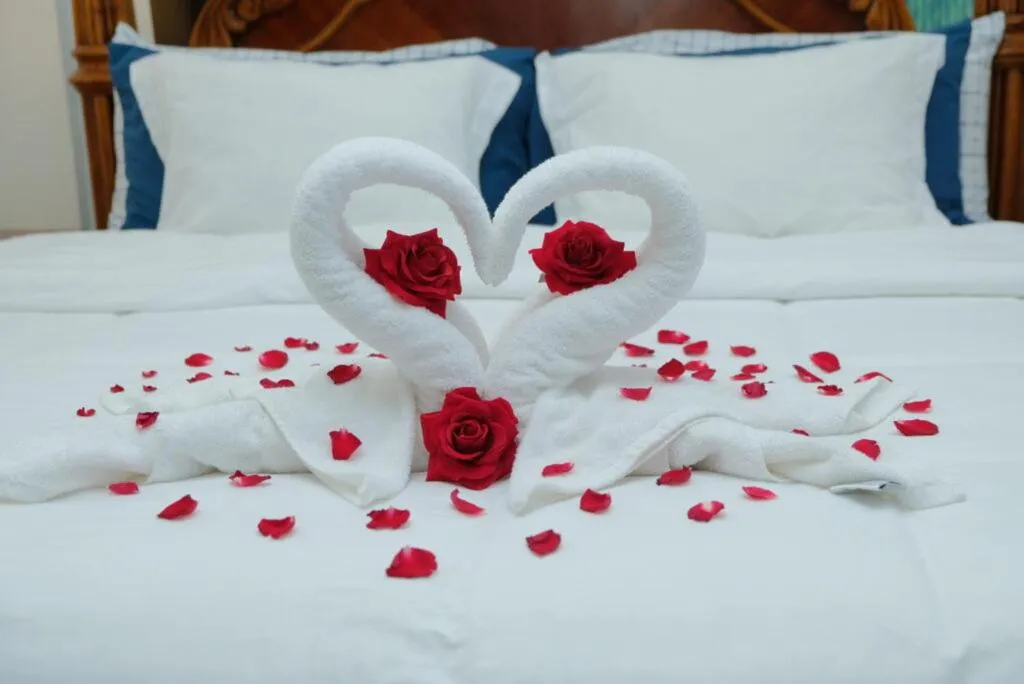 Bed in Villa Italia Hotel