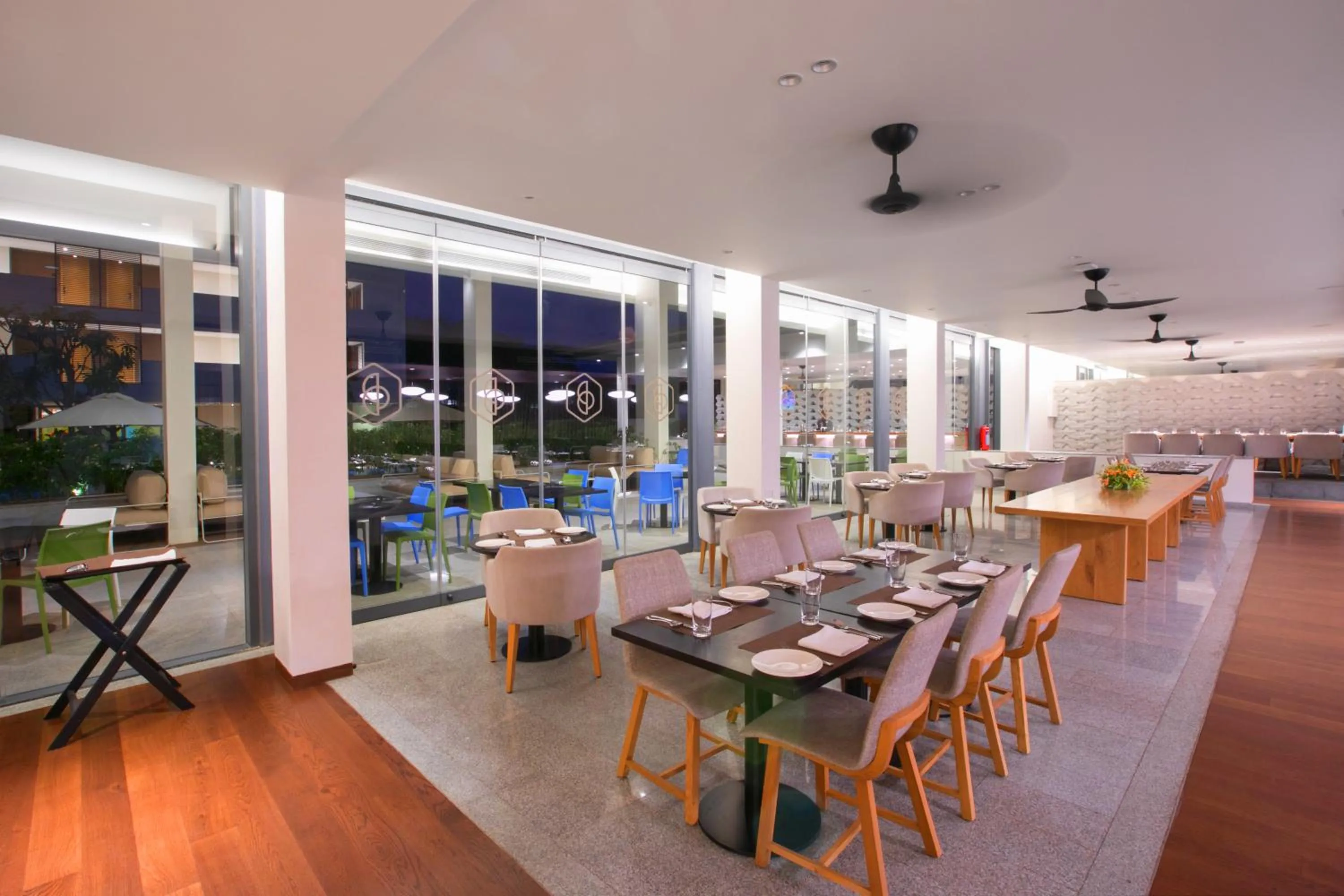 Restaurant/places to eat in BLVD Club - Near BENGALURU AIRPORT