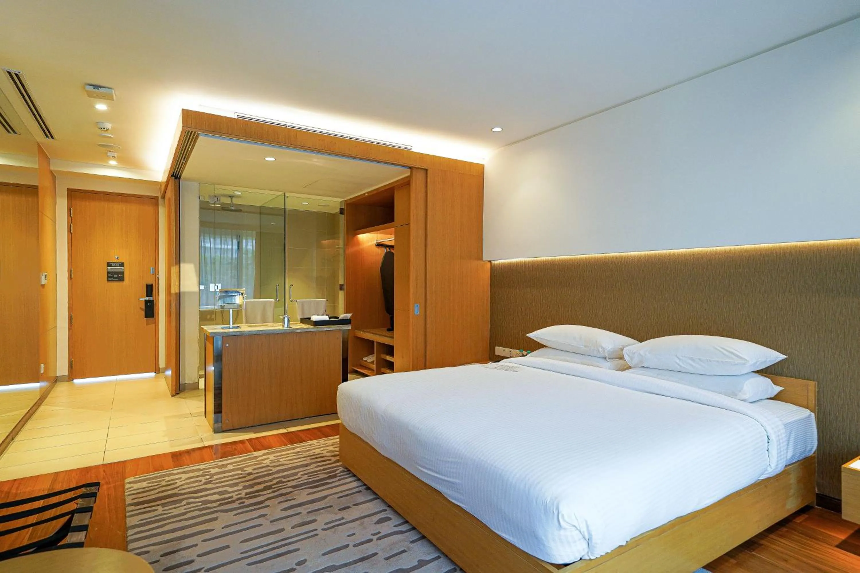Bed in BLVD Club - Near BENGALURU AIRPORT