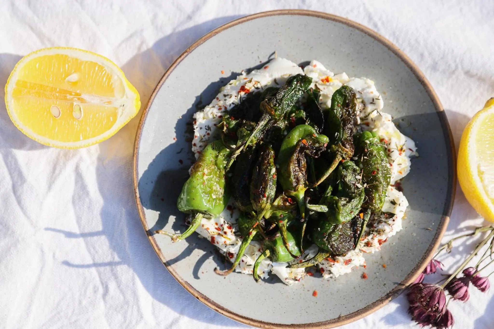 Breakfast in MONTOWNIA Lofts & Experience