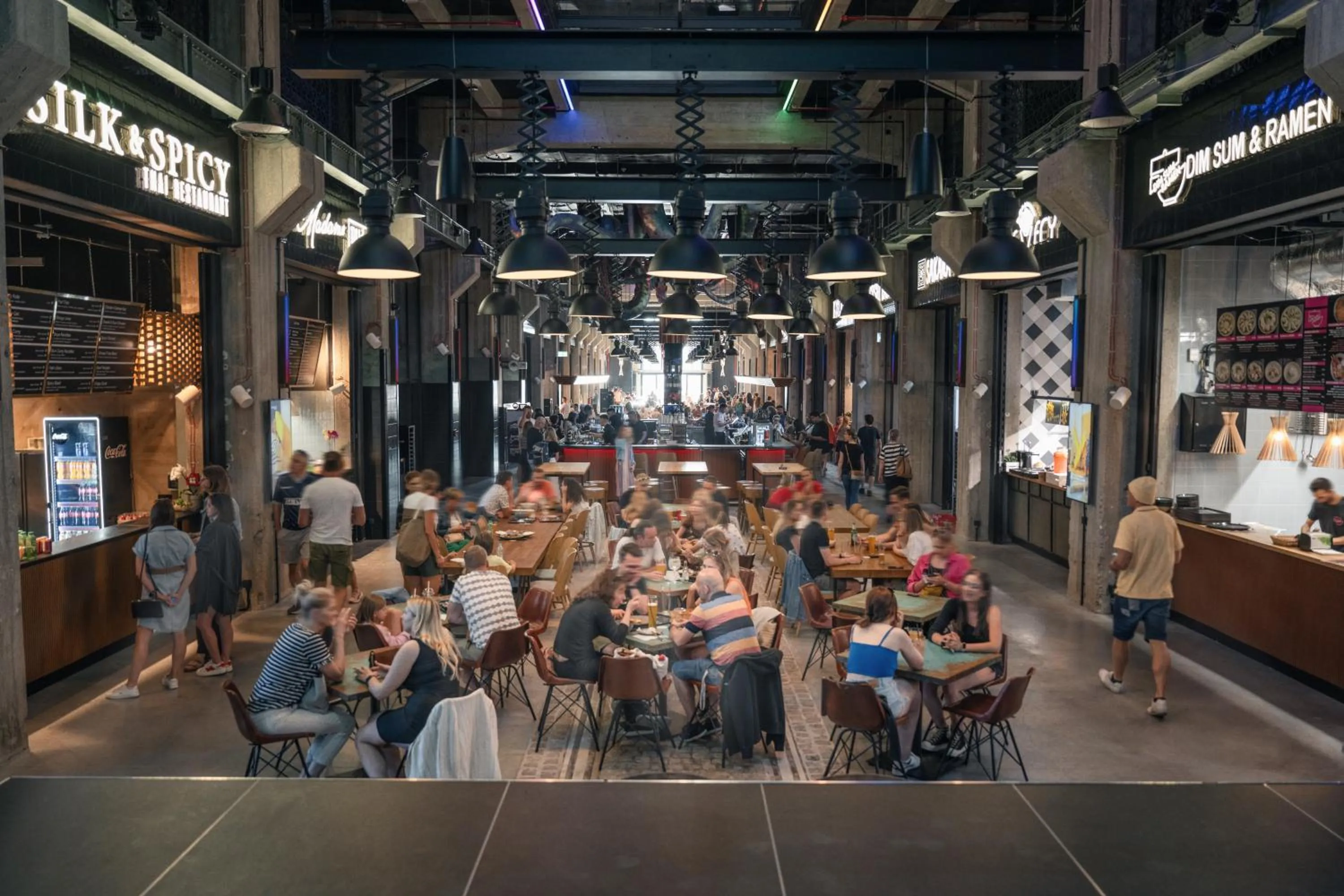 Restaurant/places to eat in MONTOWNIA Lofts & Experience