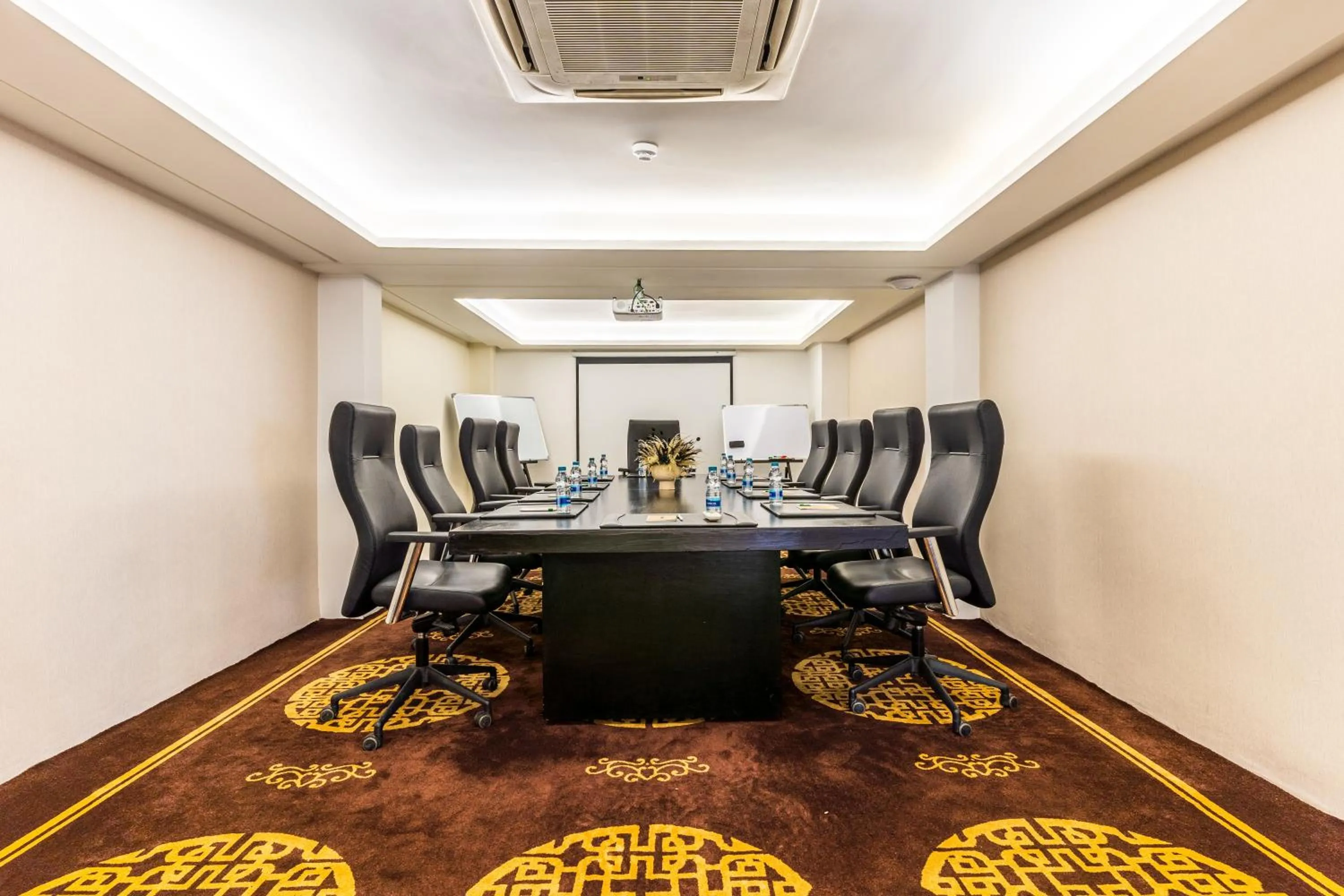 TV and multimedia in One Hotel Casablanca