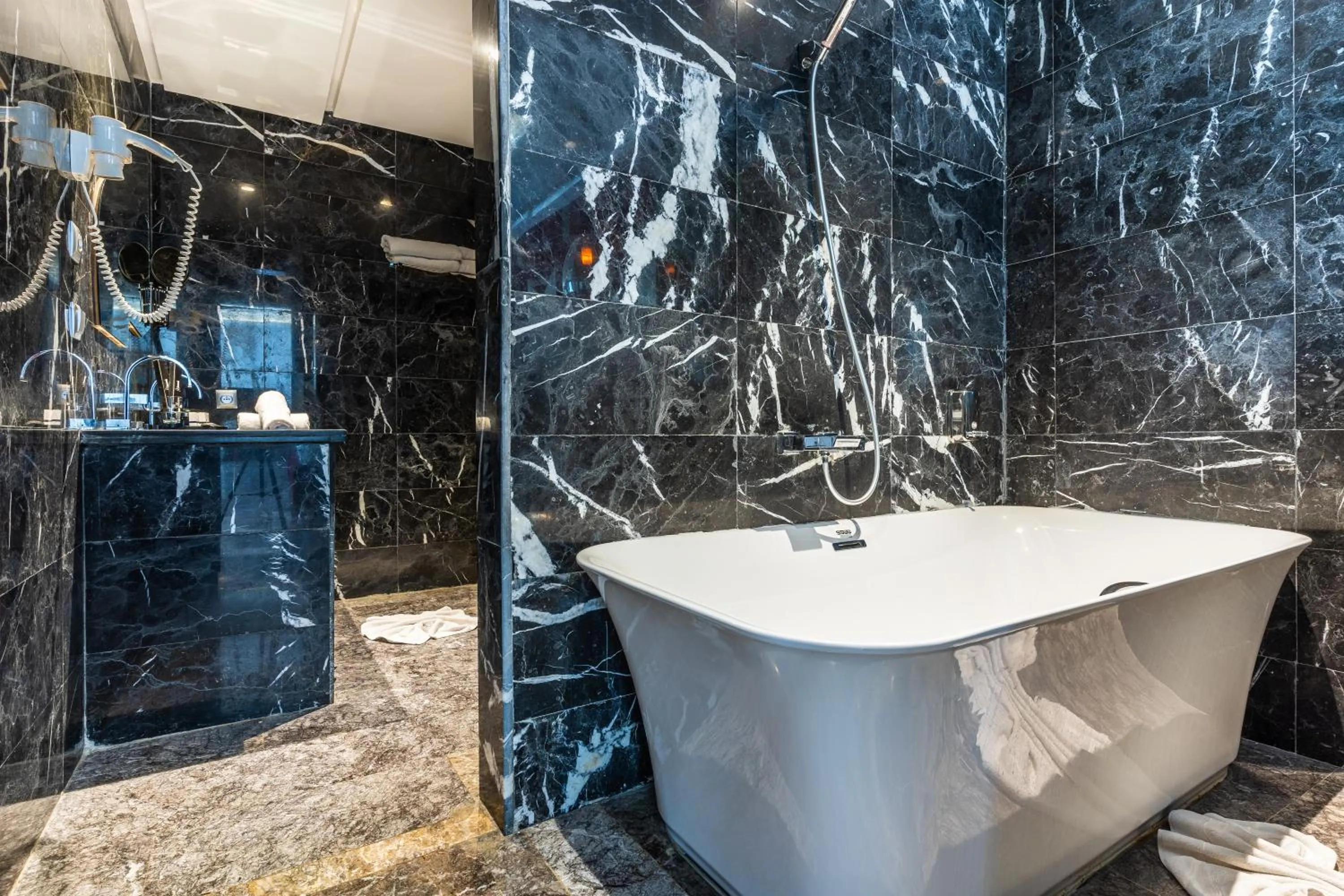 Bathroom in One Hotel Casablanca