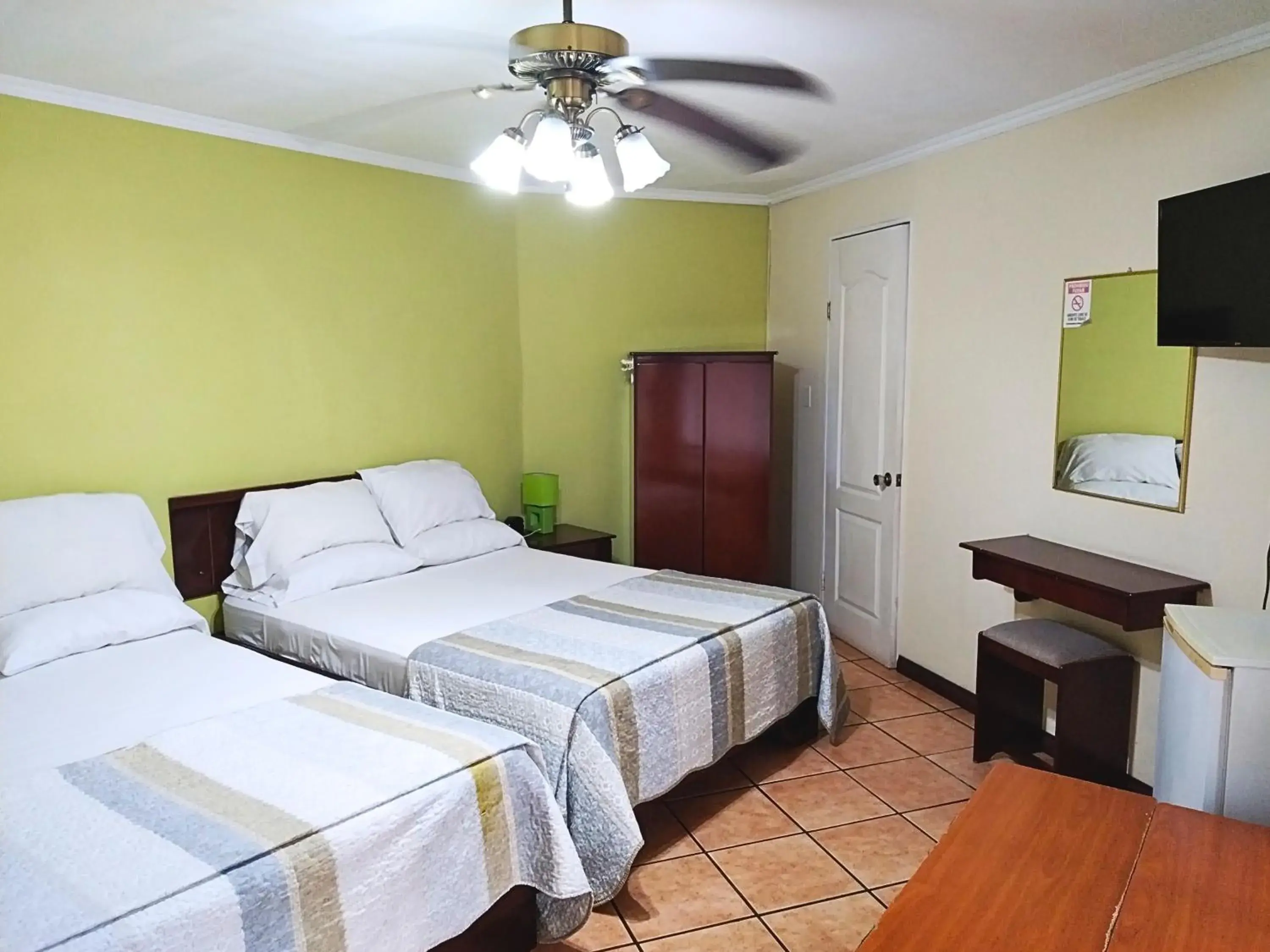 Family Suite in Hotel Puerta del Sol - San Jose Airport Family Suite in Hotel Puerta del Sol - San Jose Airport