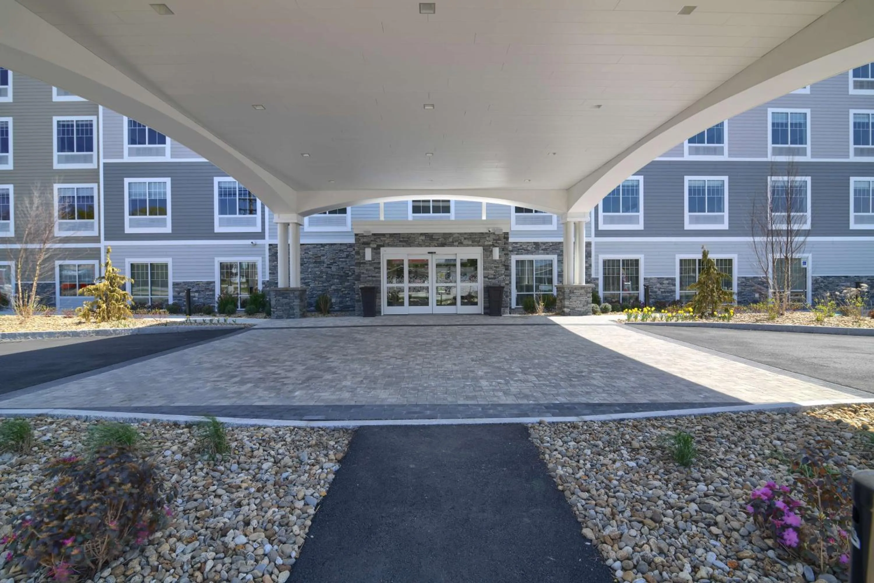 Property building in Hampton Inn Lincoln White Mountains