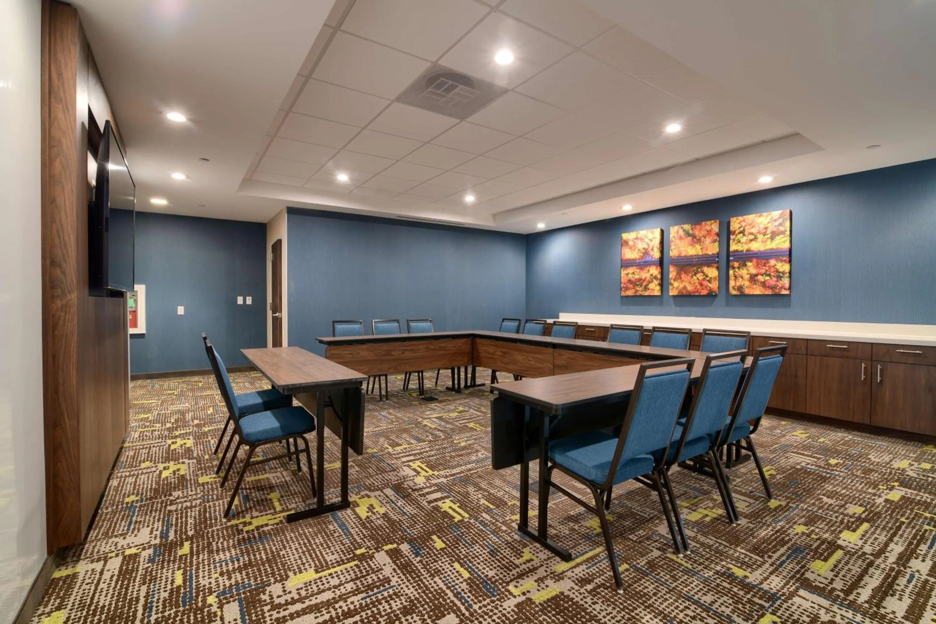 Meeting/conference room in Hampton Inn Lincoln White Mountains