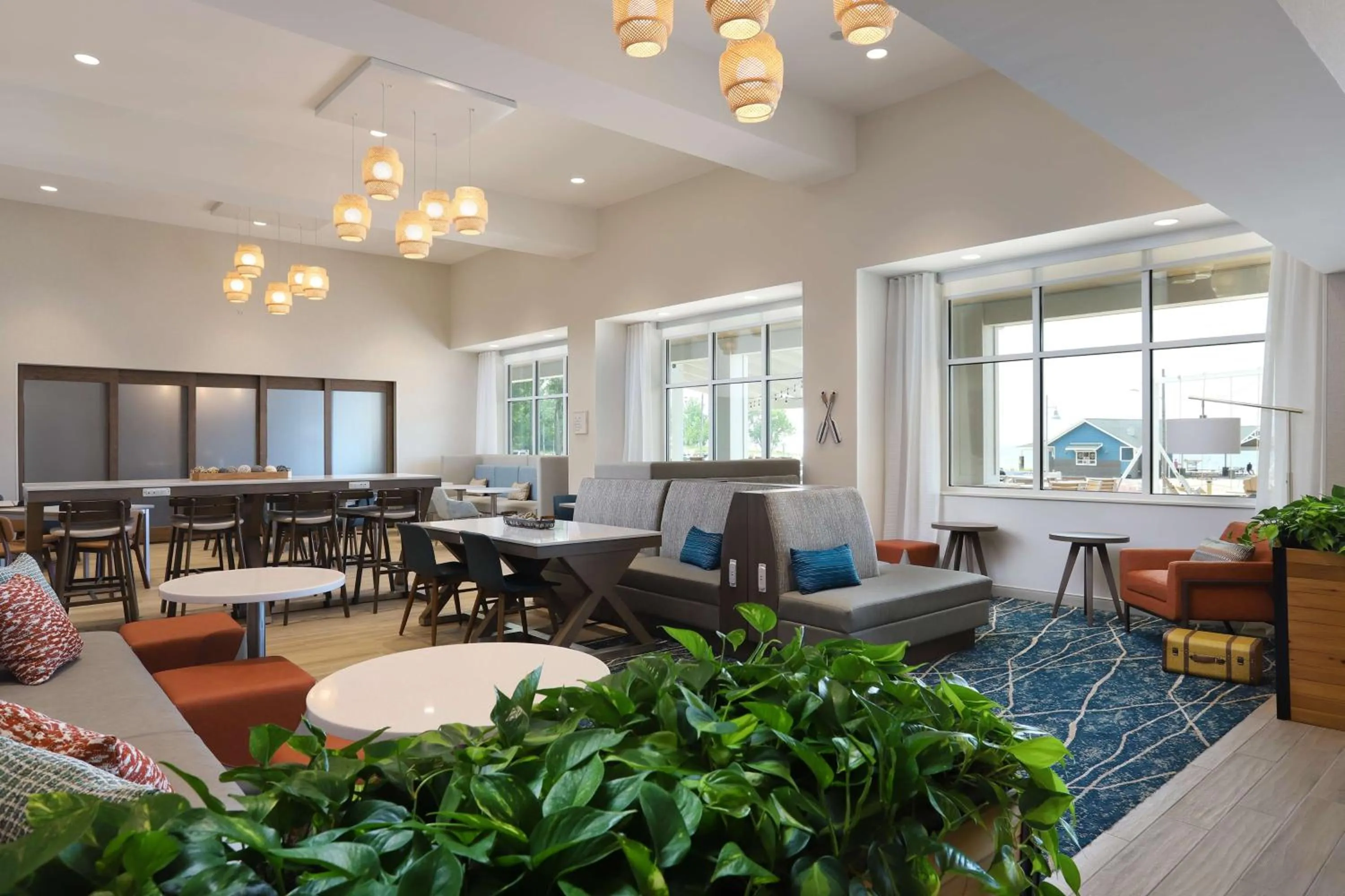 Breakfast in Hampton Inn & Suites Manistee, Mi