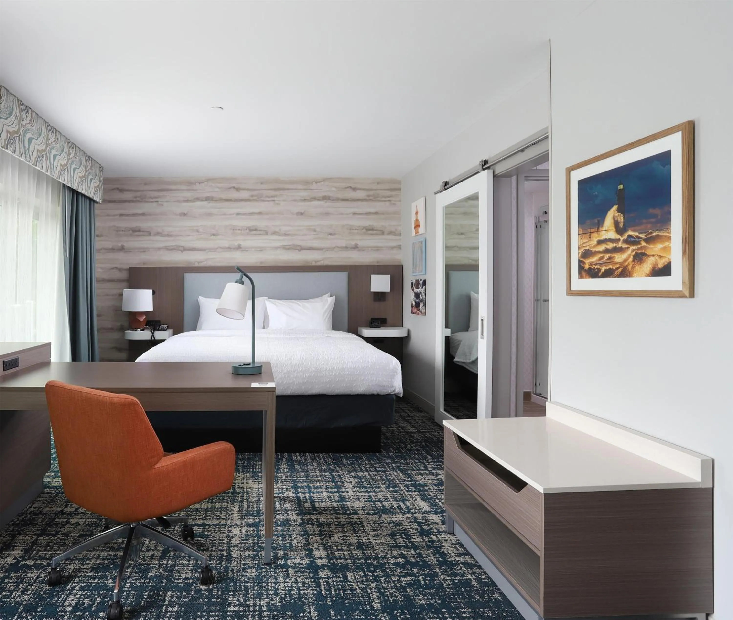 Bedroom, Bed in Hampton Inn & Suites Manistee, Mi