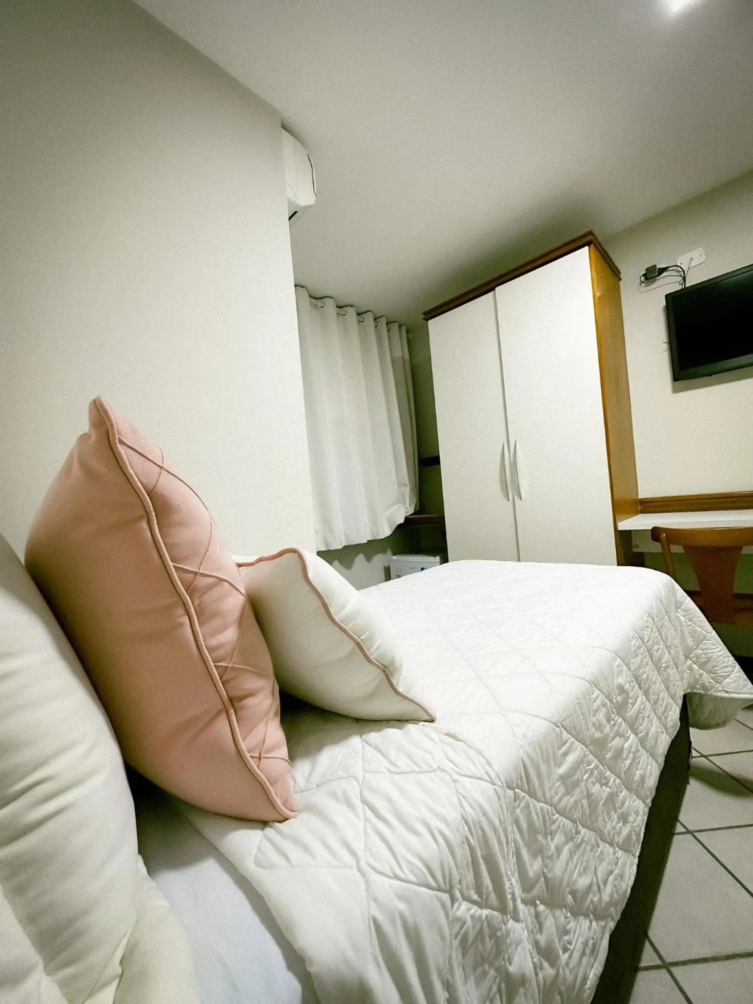 Photo of the whole room in Porty Brasil Hotel