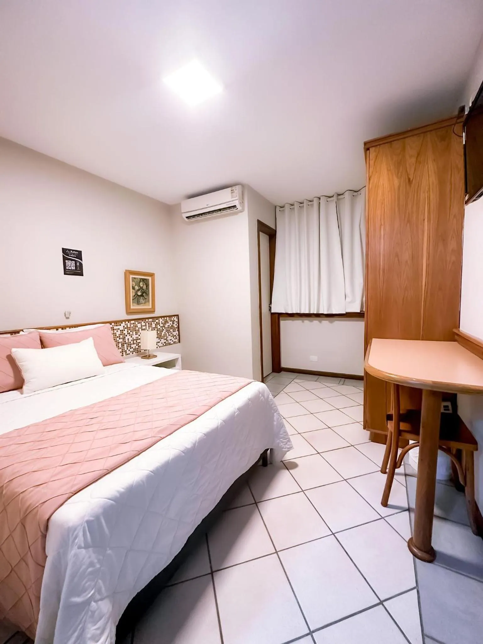 Photo of the whole room in Porty Brasil Hotel