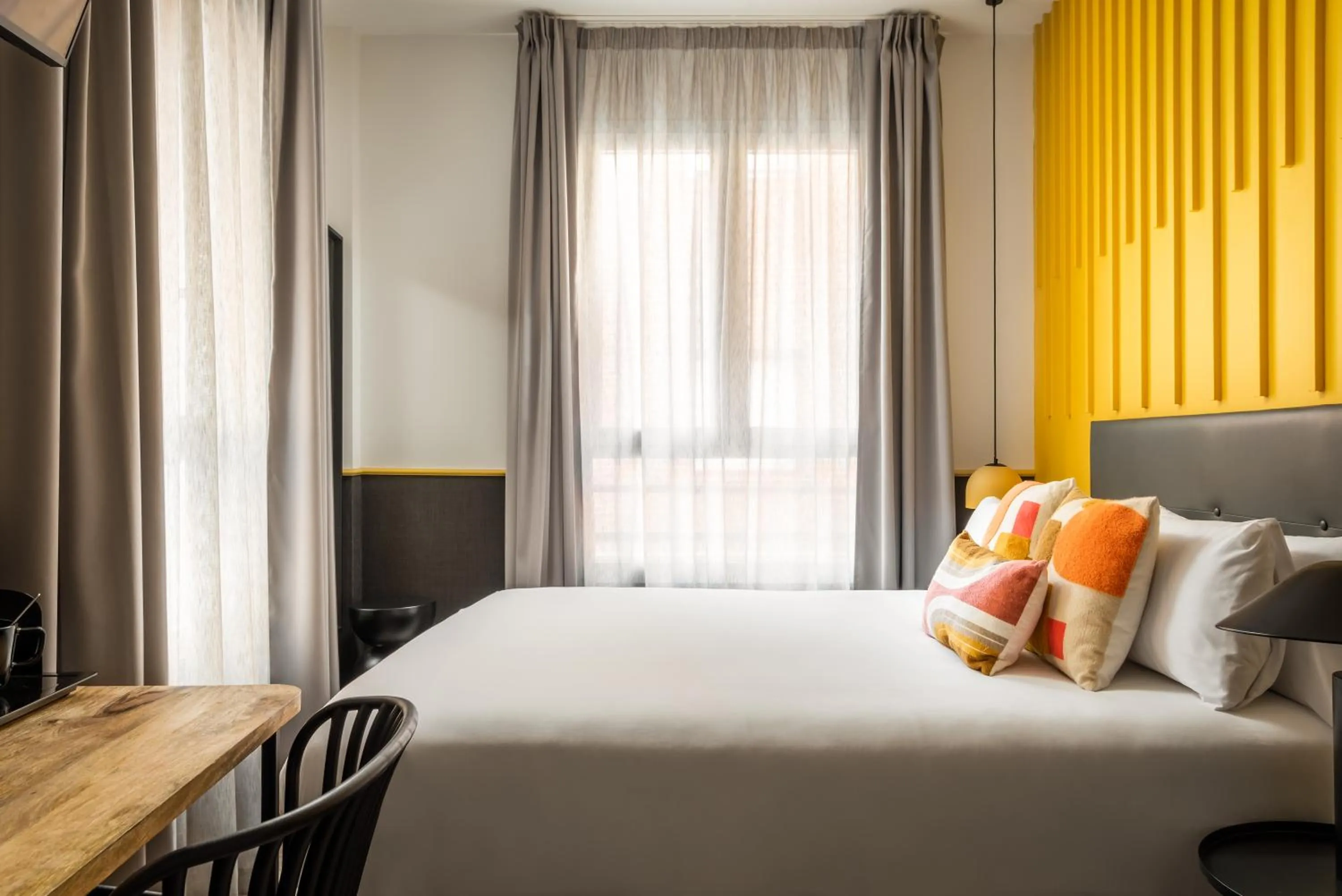 Bed in BYPILLOW Crosstown