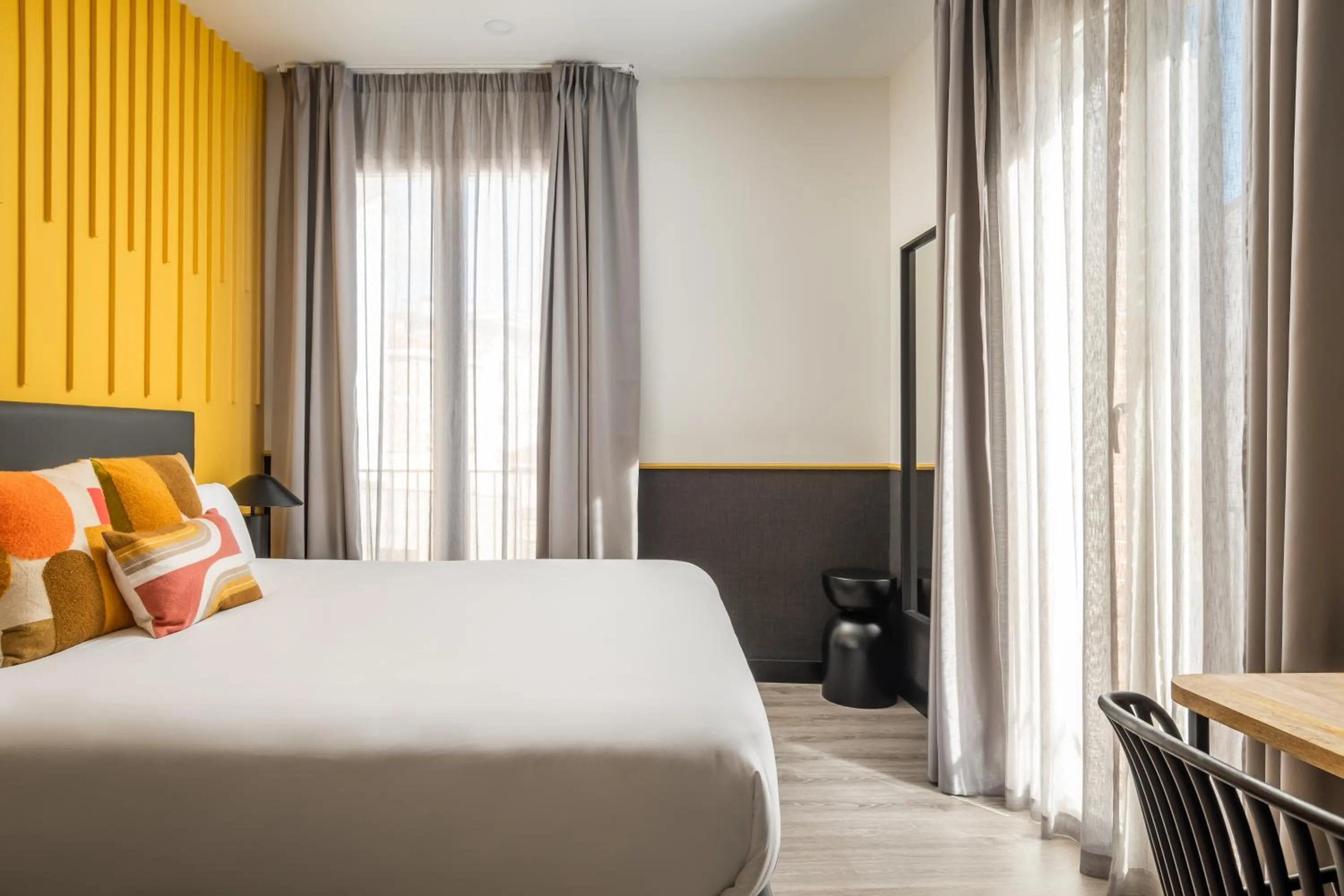 Bed in BYPILLOW Crosstown