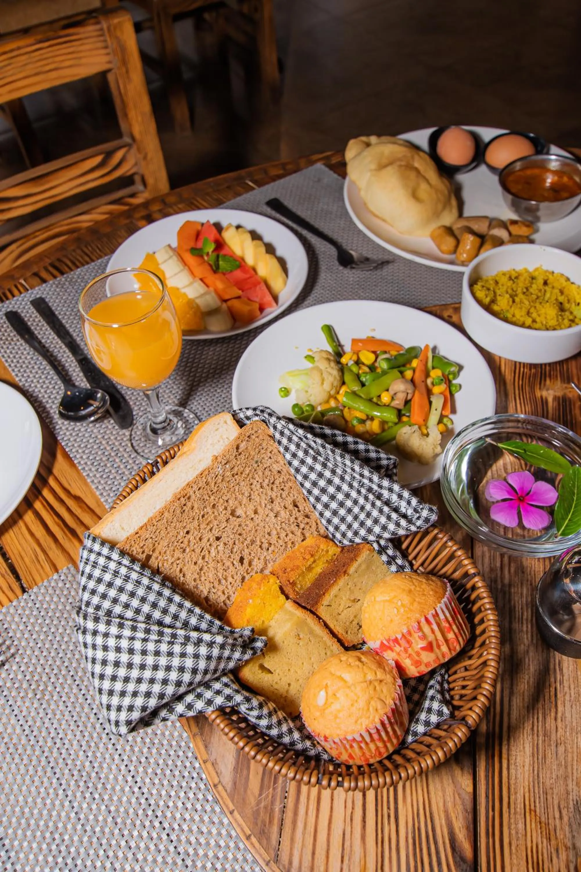 Breakfast in Majheri Resort and Spa