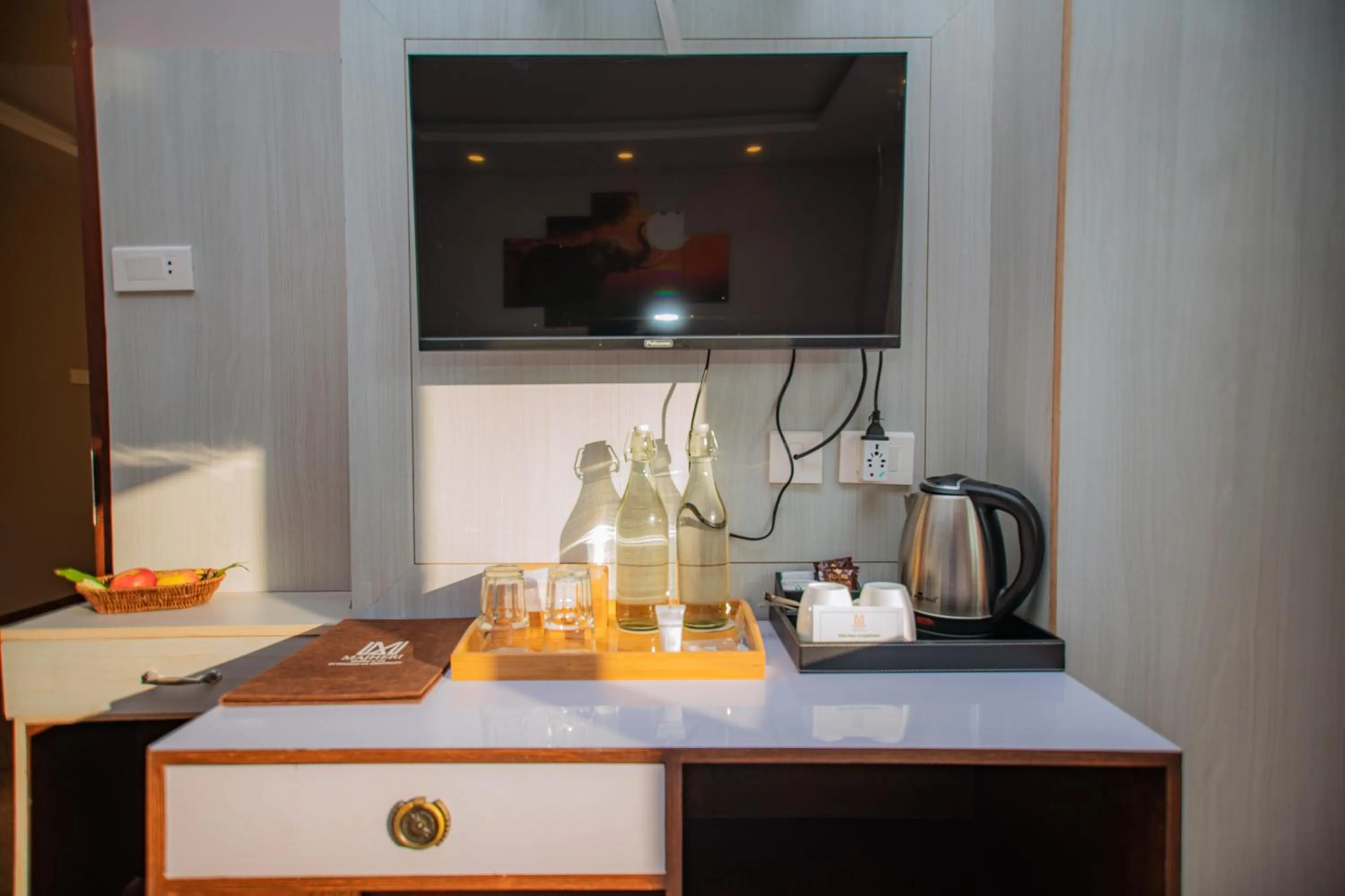 TV and multimedia in Majheri Resort and Spa