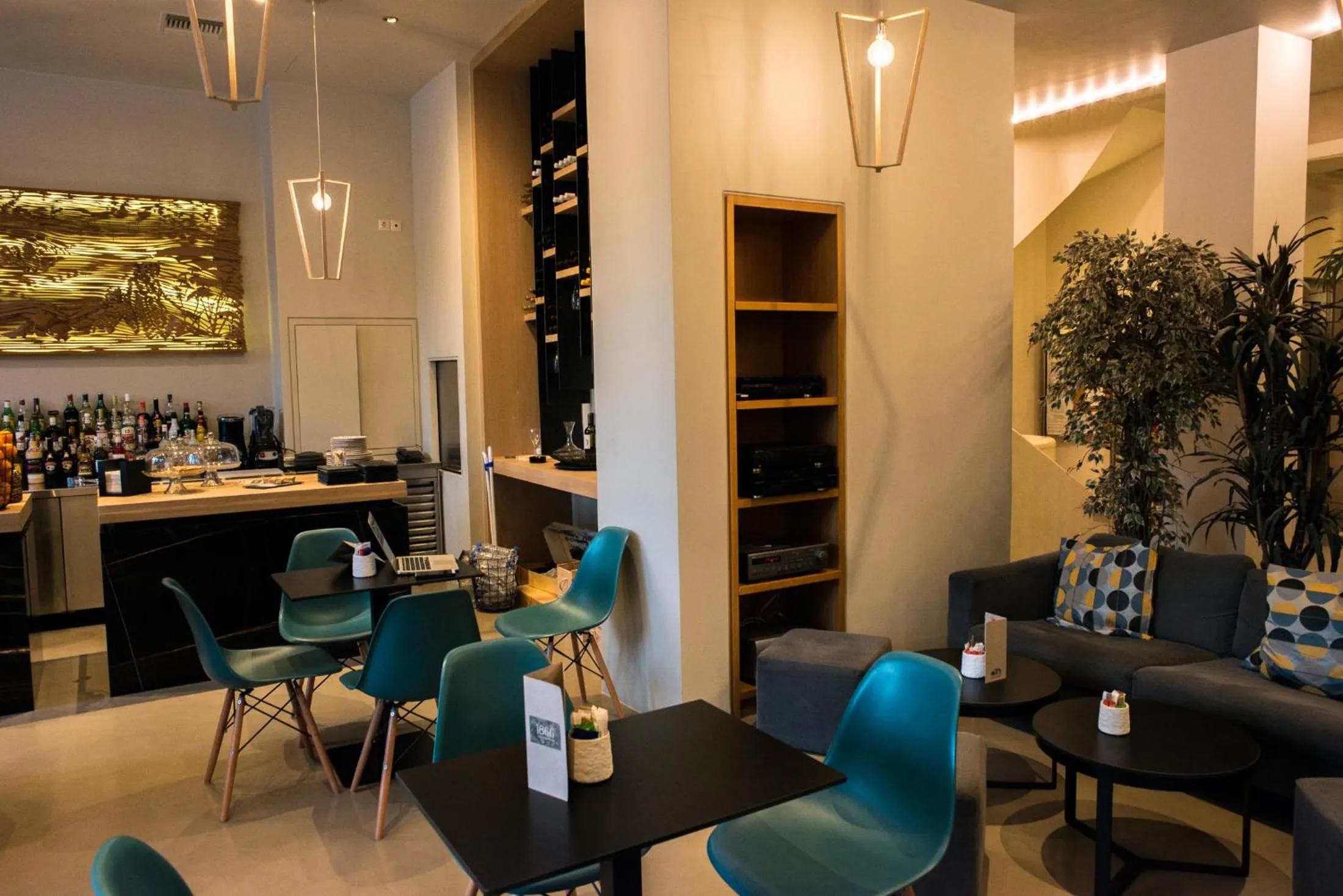 Lounge or bar in Olympic Hotel