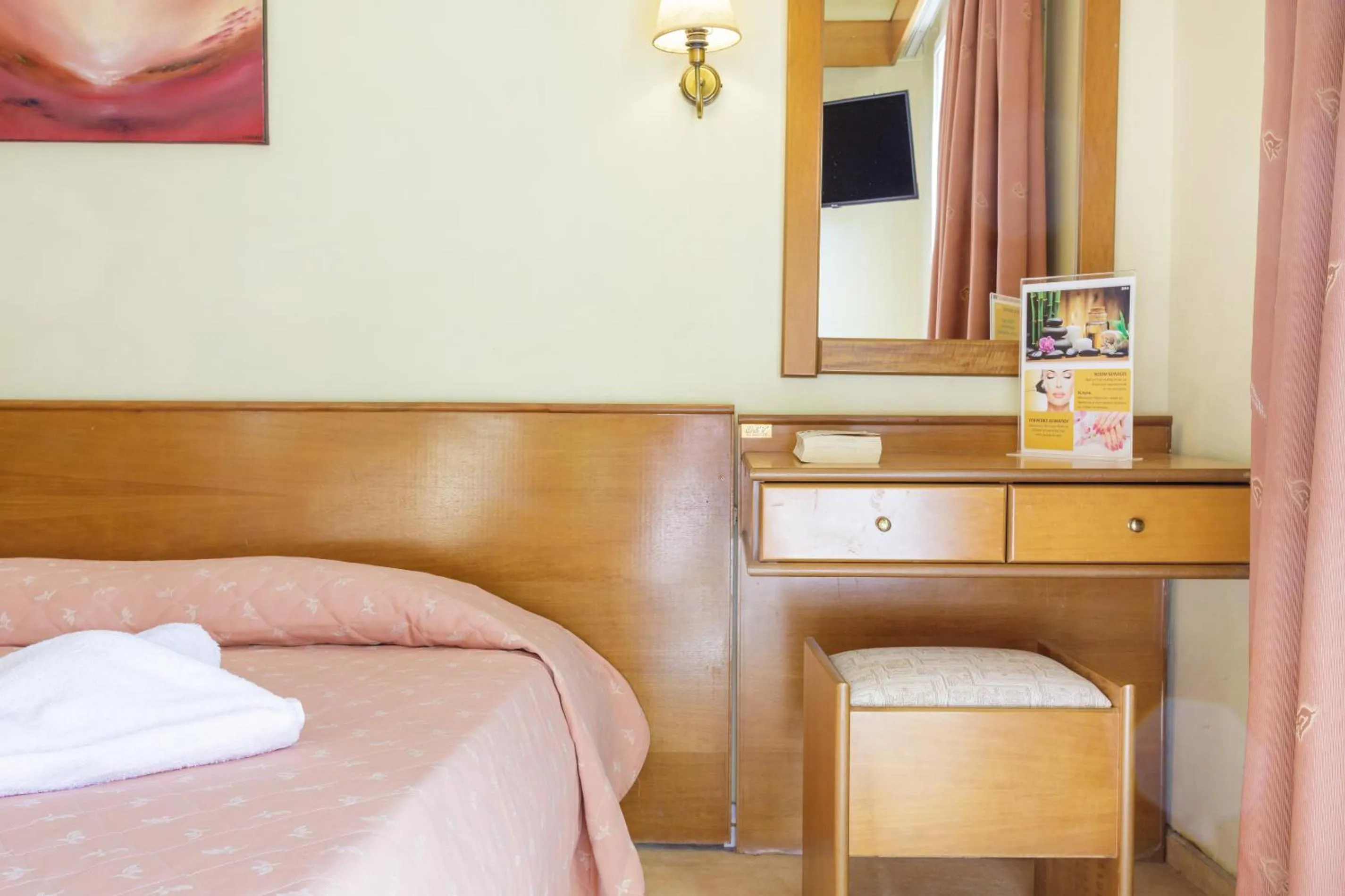 Bed in CiTYZen Hotel