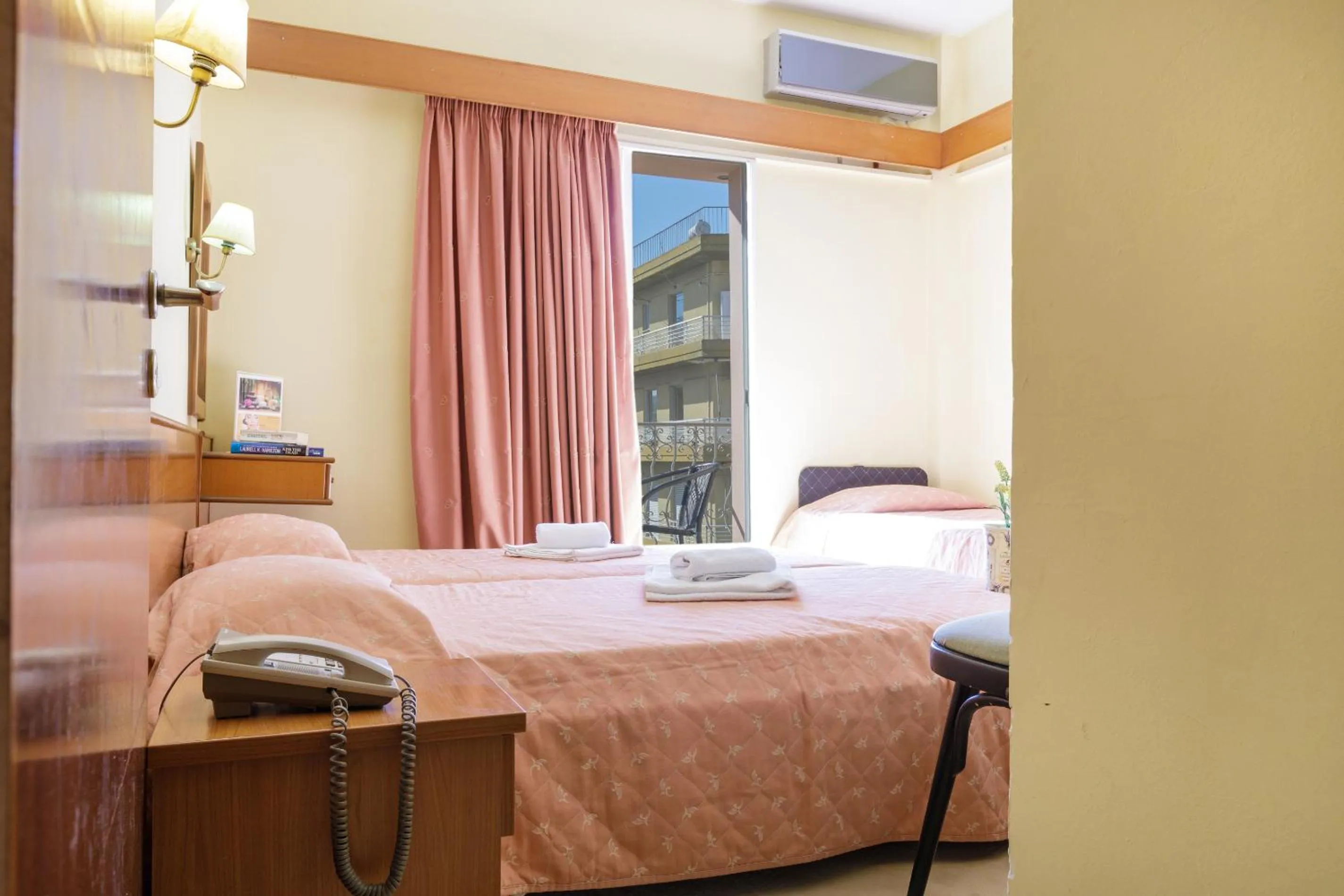 Bed in CiTYZen Hotel