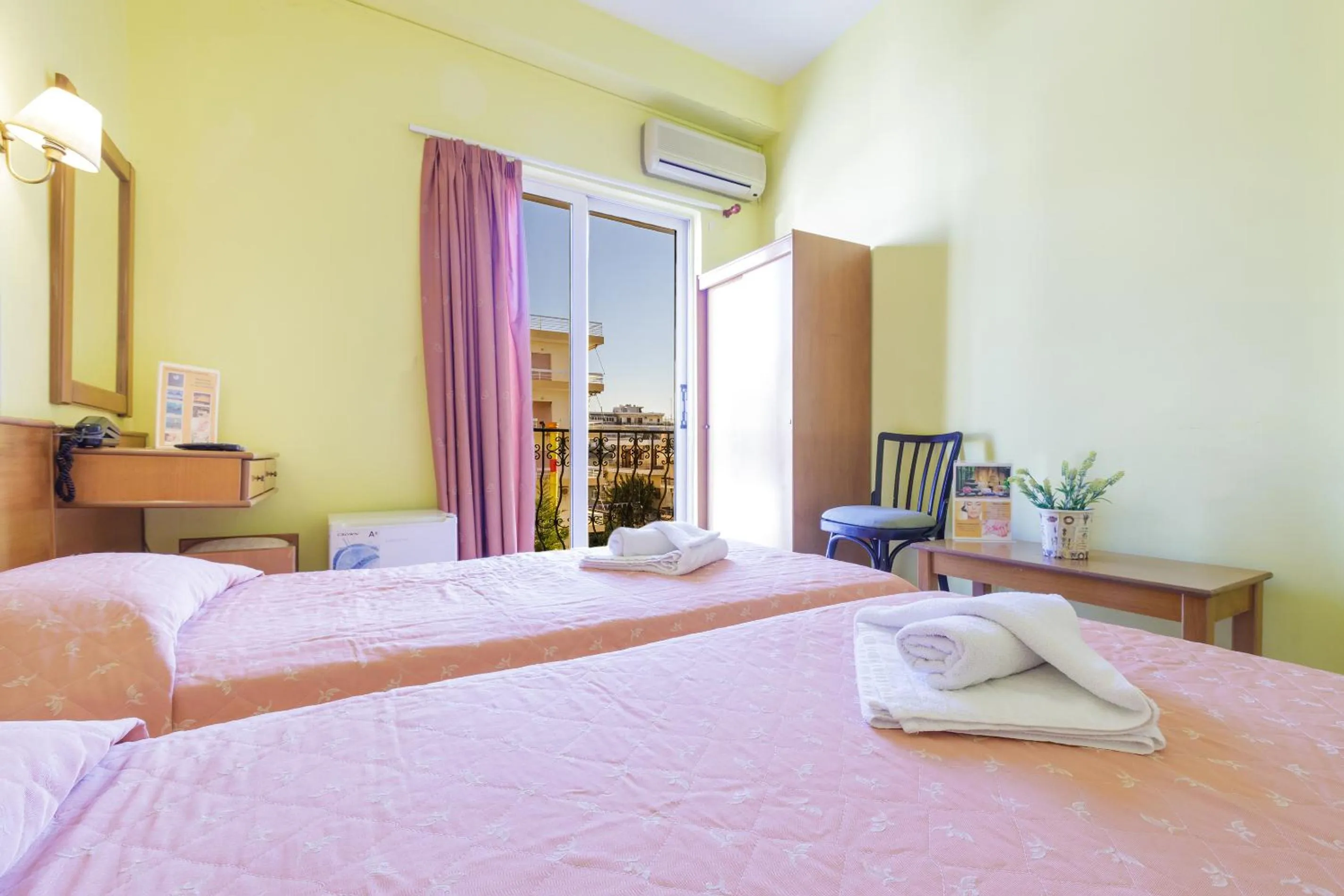 Bed in CiTYZen Hotel