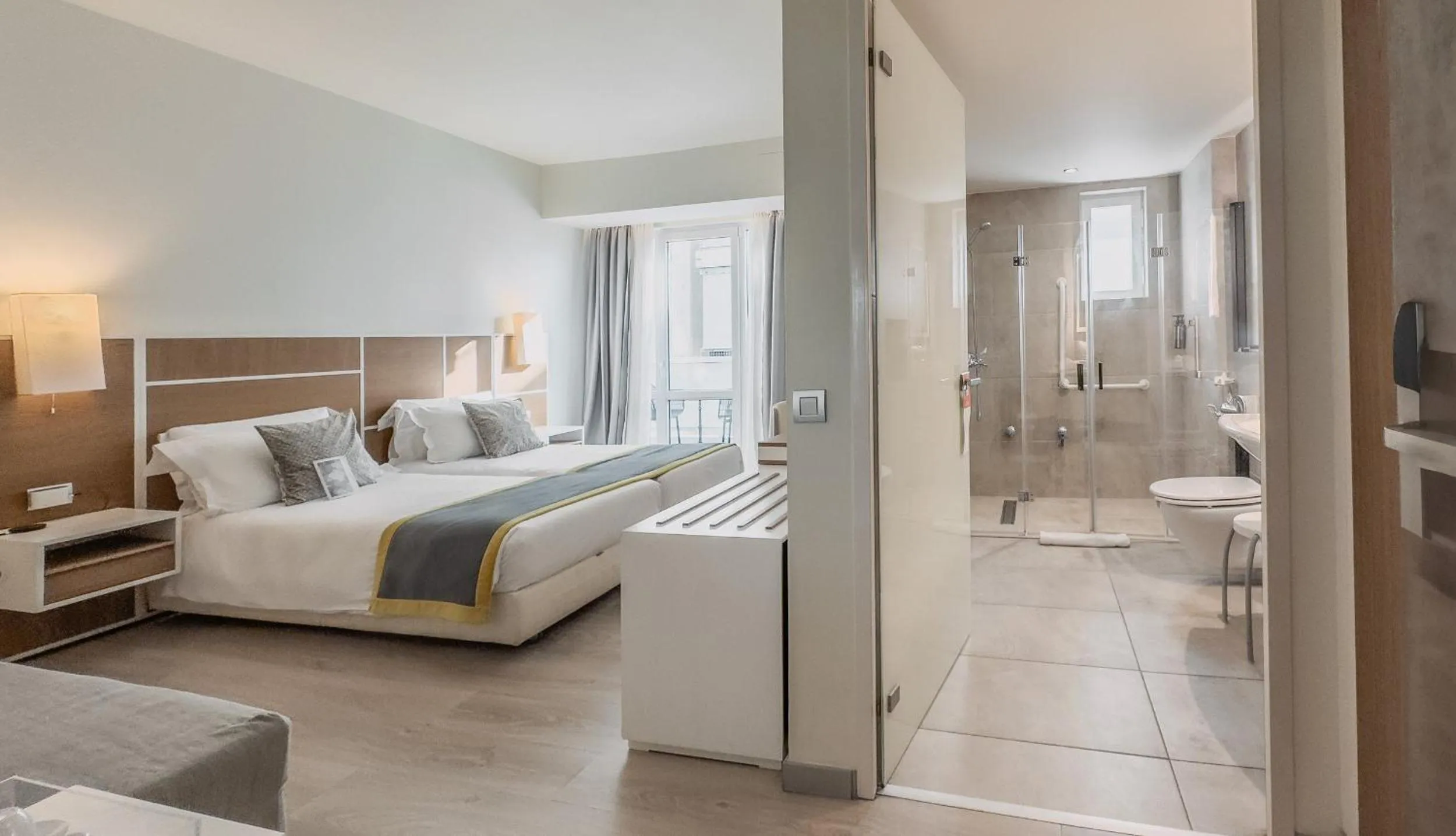 Bedroom, Bed in St George Lycabettus Lifestyle Hotel