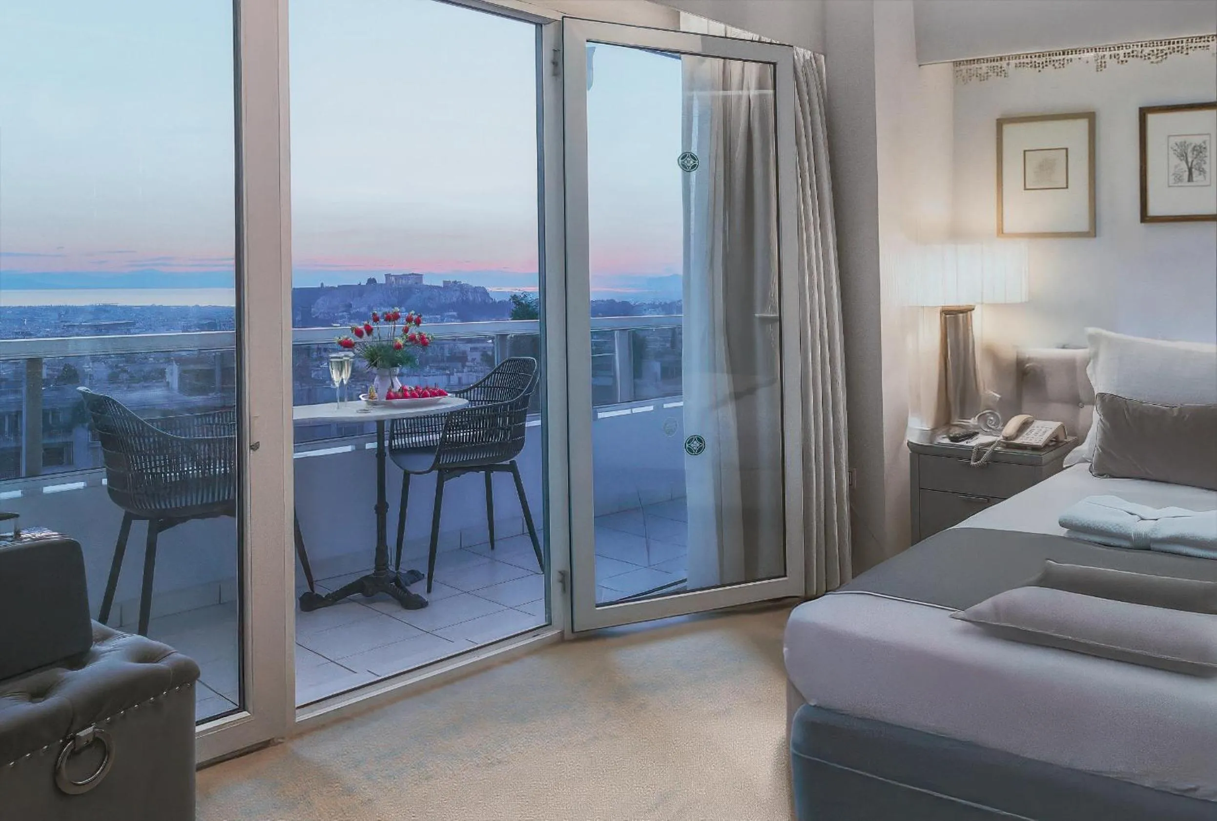 Balcony/Terrace, Bed in St George Lycabettus Lifestyle Hotel