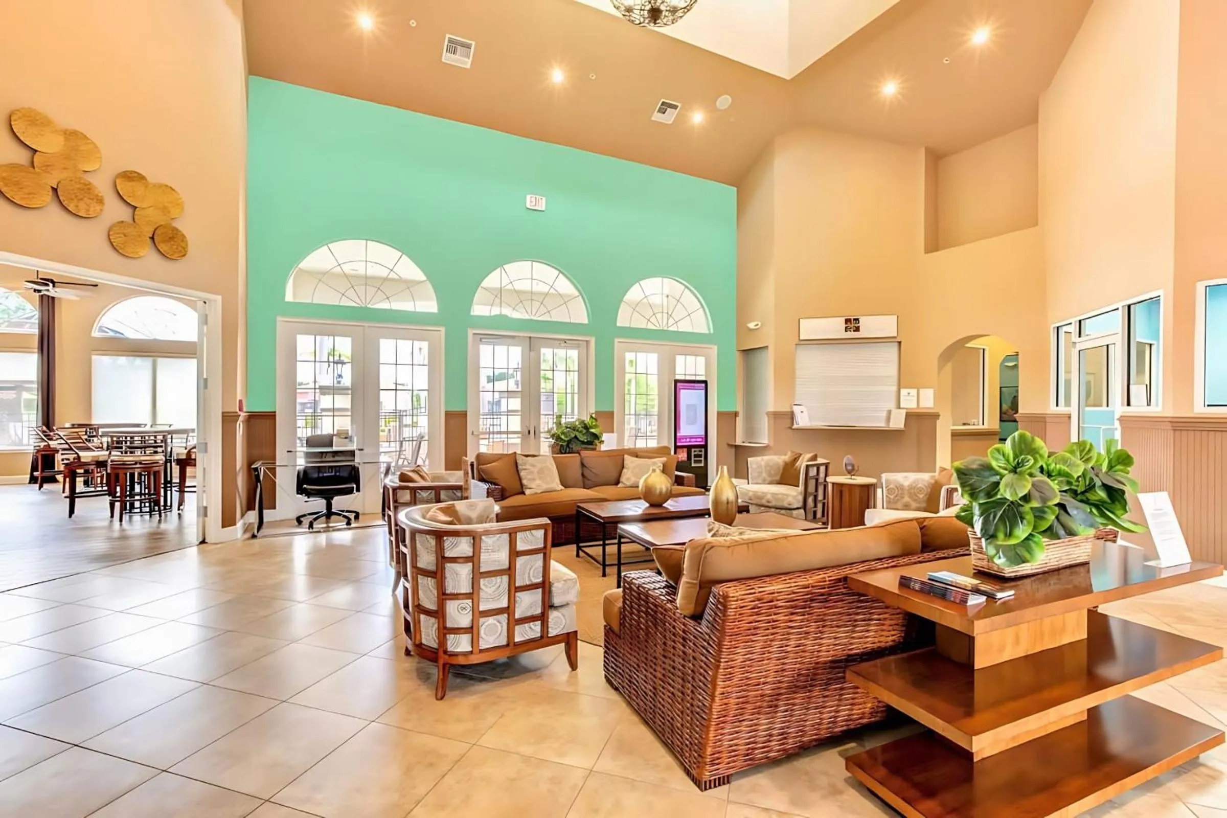 Seating area in 8BR Family Home with Pool and Hot tub
