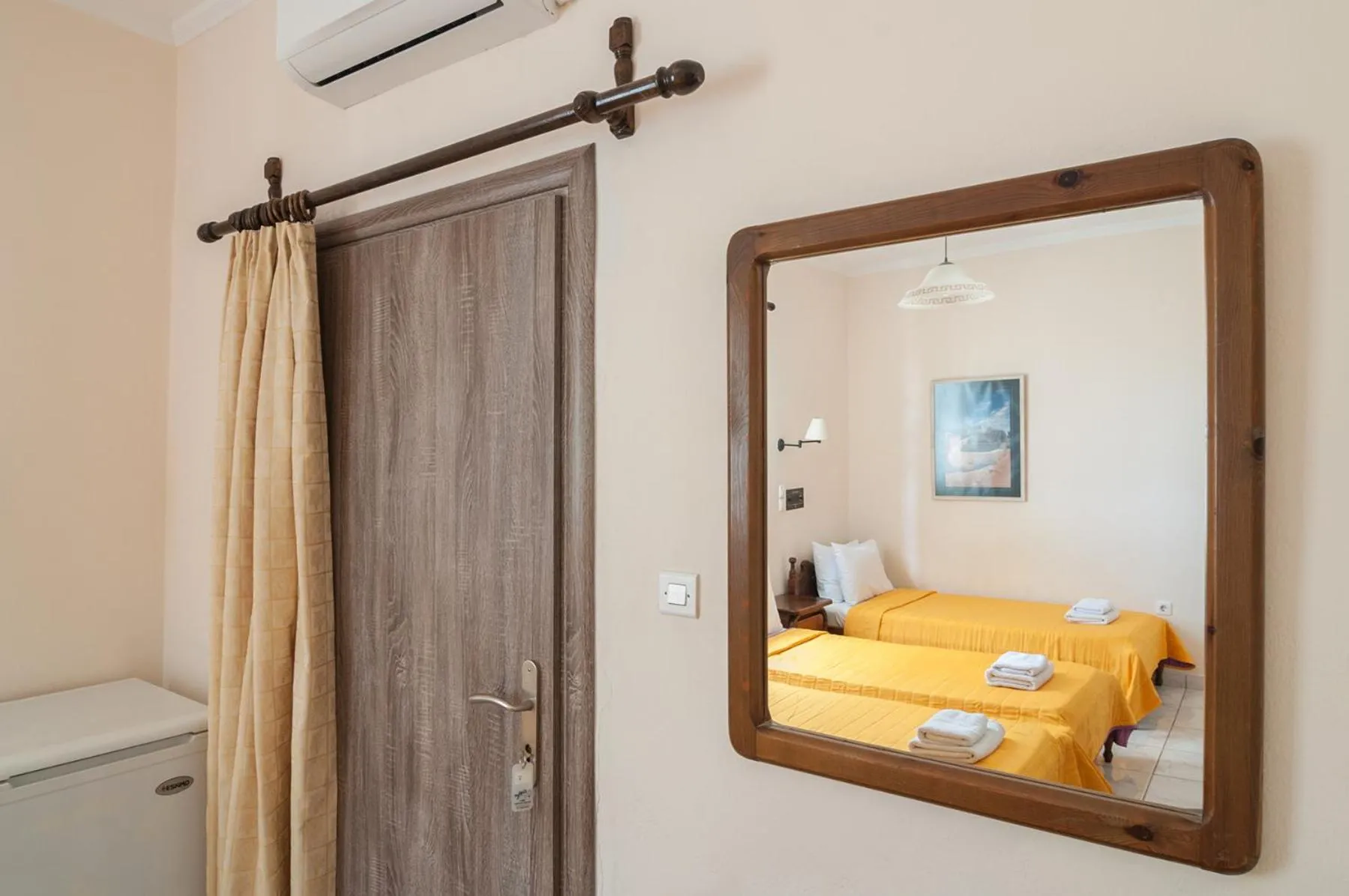 Bedroom, Bed in Holiday Beach Resort Santorini