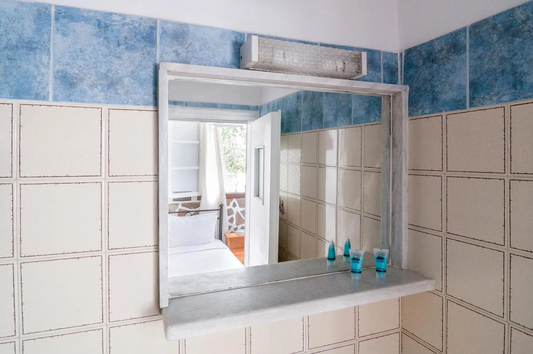 Bathroom in Holiday Beach Resort Santorini