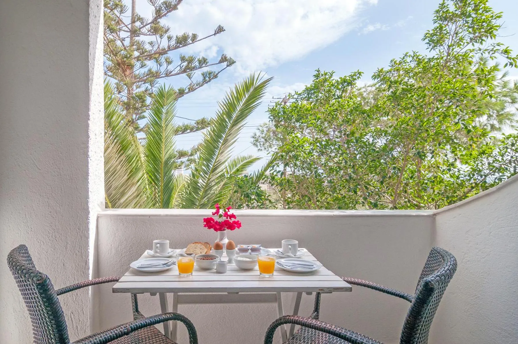 Balcony/Terrace in Holiday Beach Resort Santorini