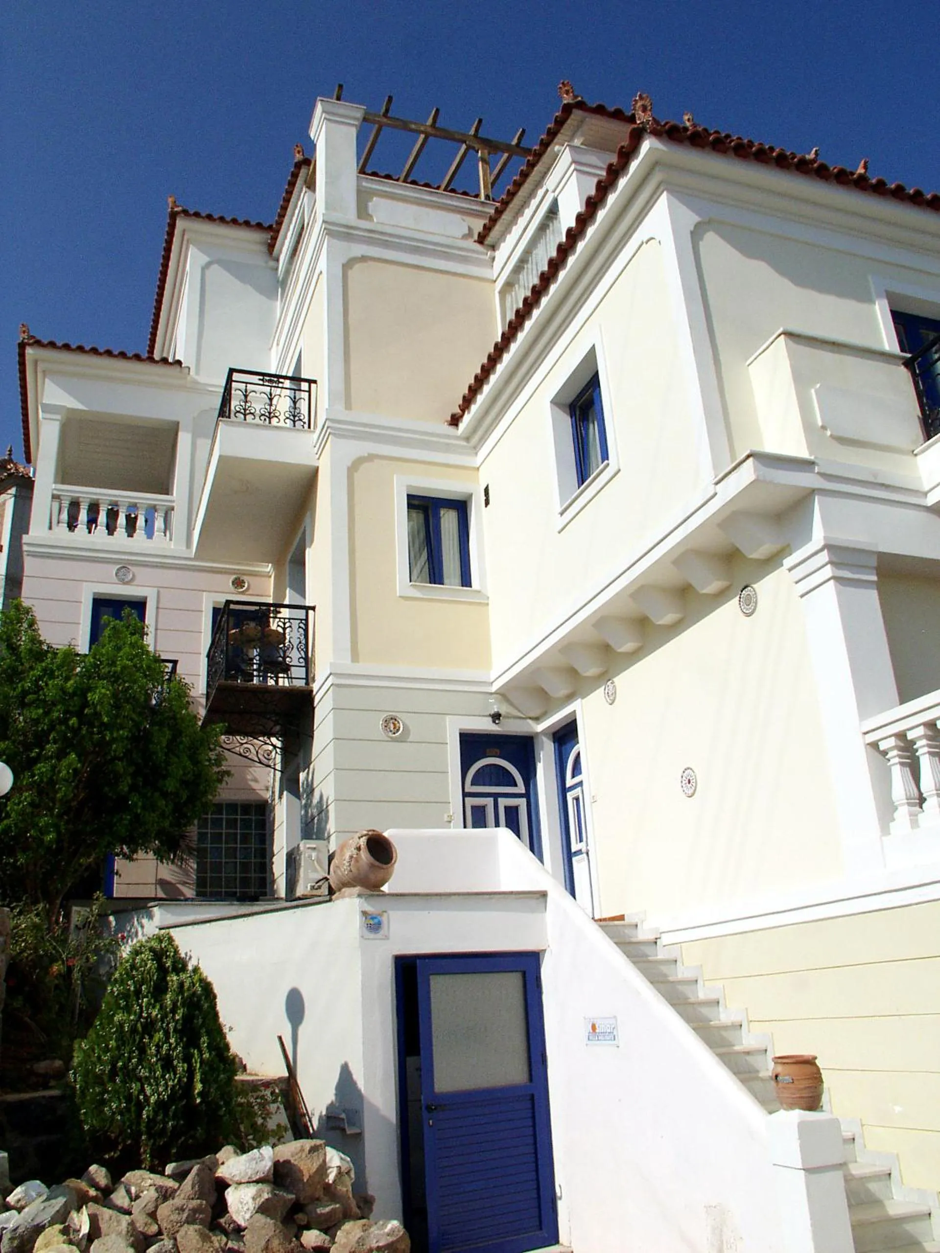 Facade/entrance in Kalimera Hotel