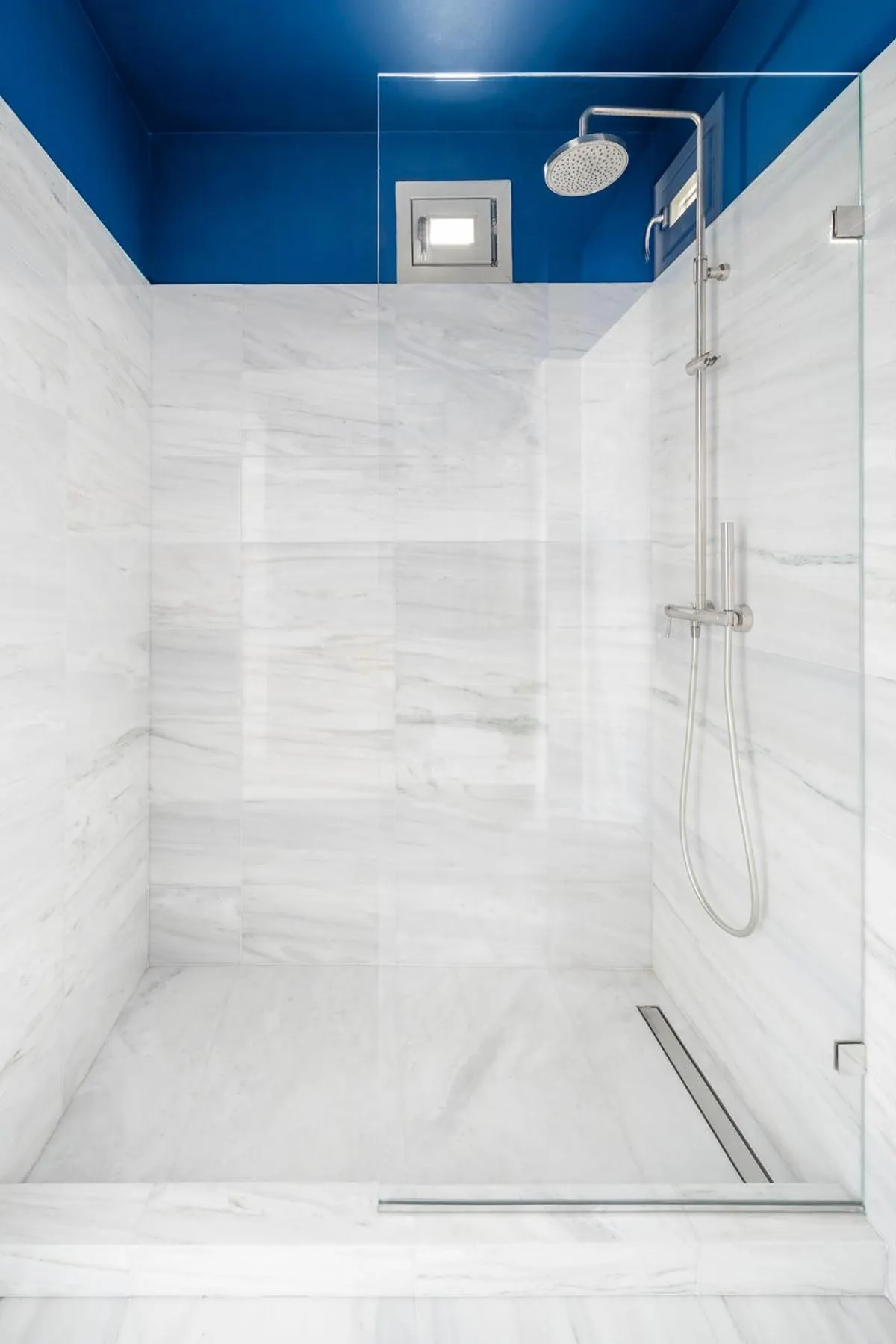 Bathroom in ANEMI Folegandros