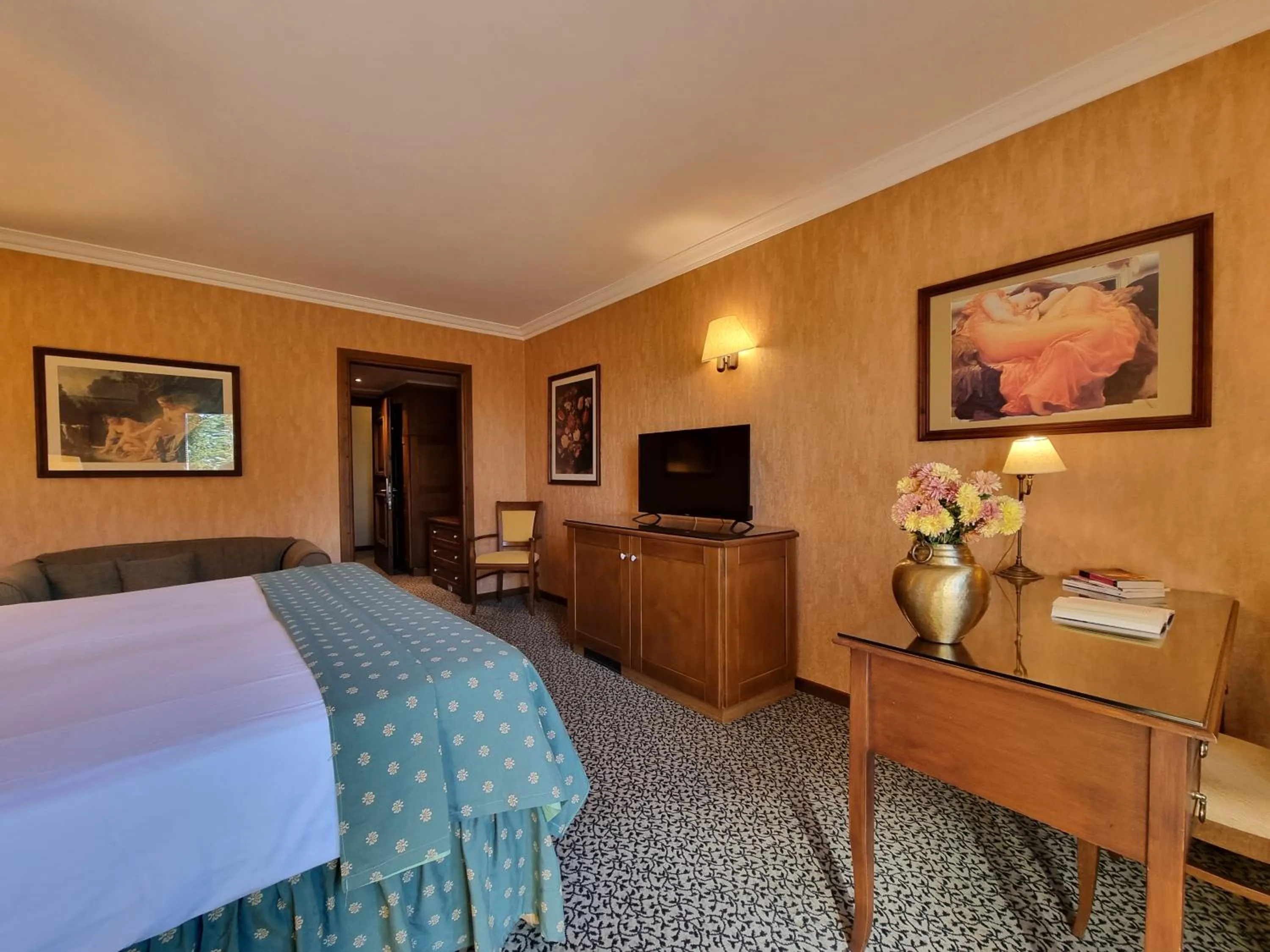 Bed in Likoria Hotel