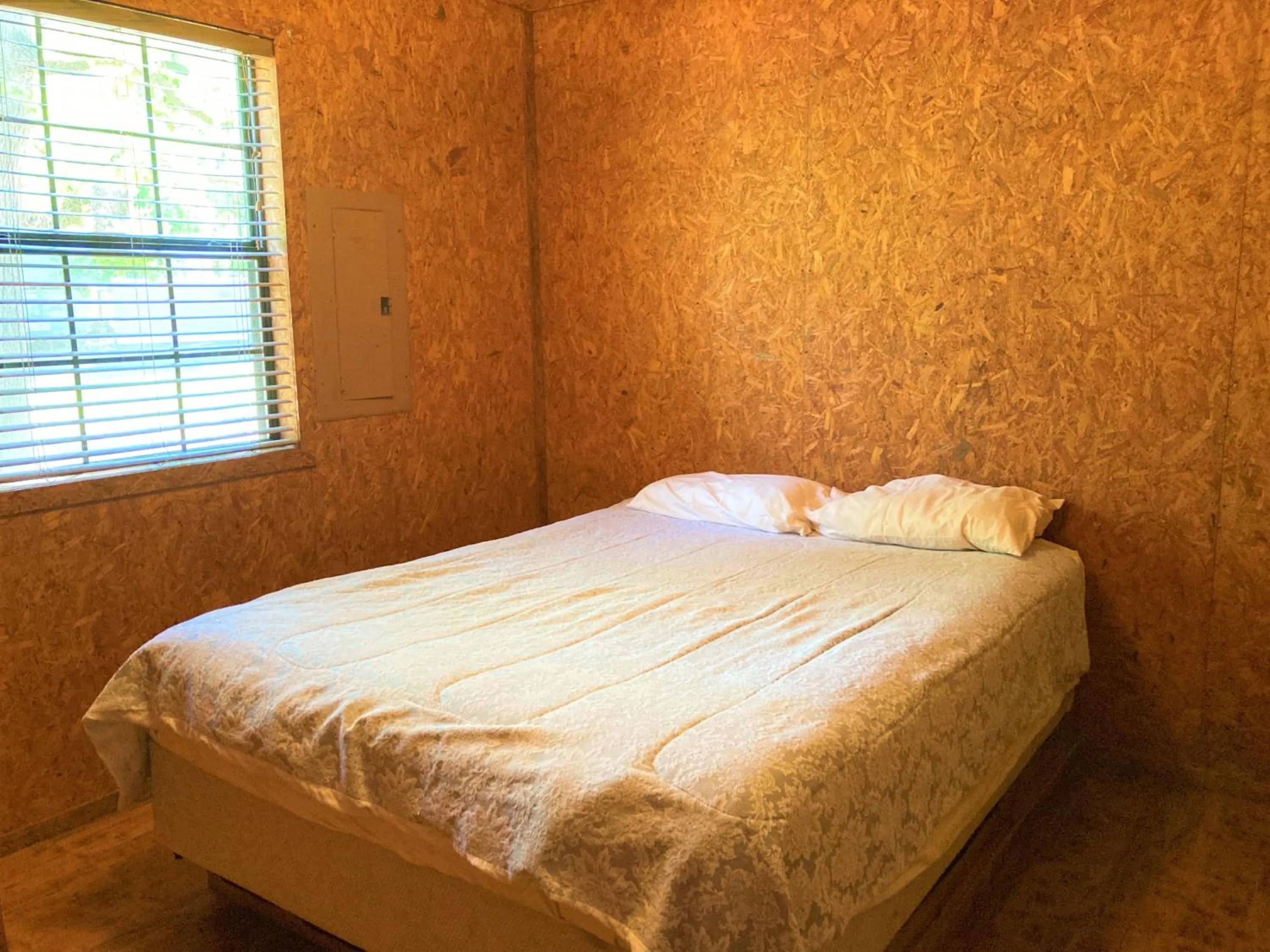 Bedroom, Bed in Outback Campground and Marina