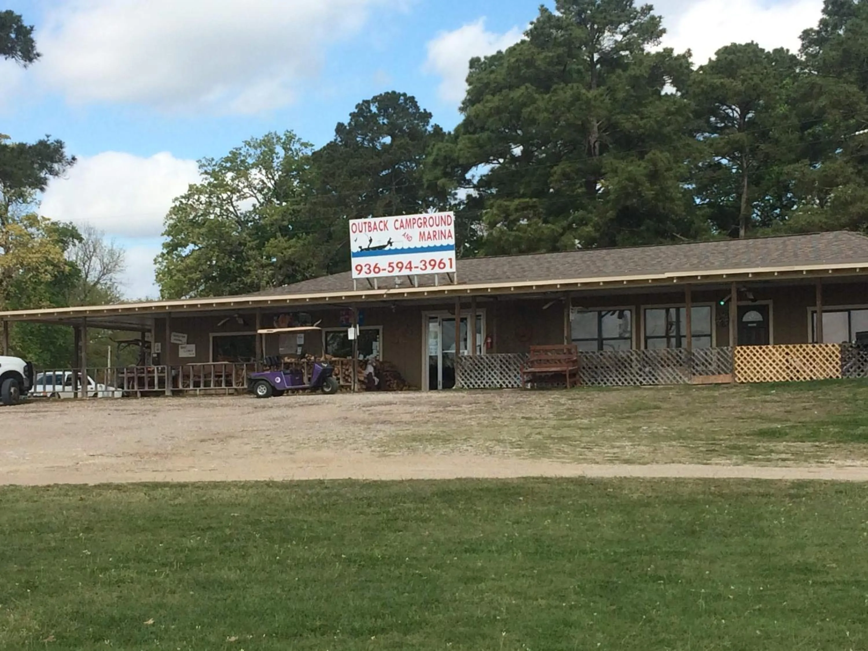 Property building in Outback Campground and Marina