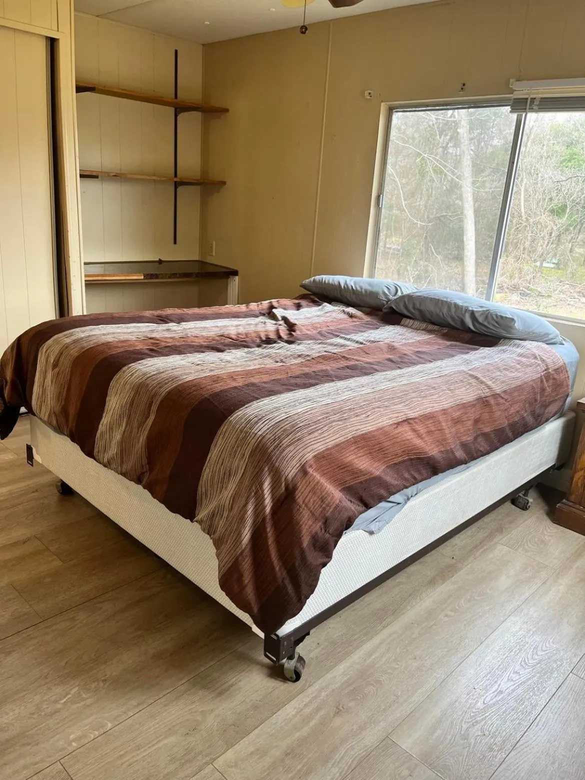 Bed in Outback Campground and Marina