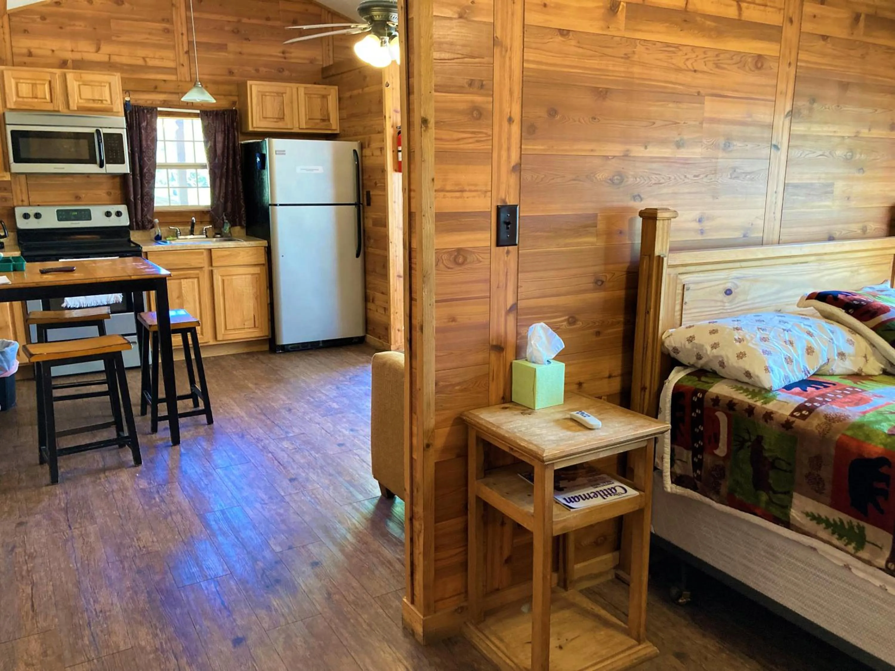 Photo of the whole room in Outback Campground and Marina