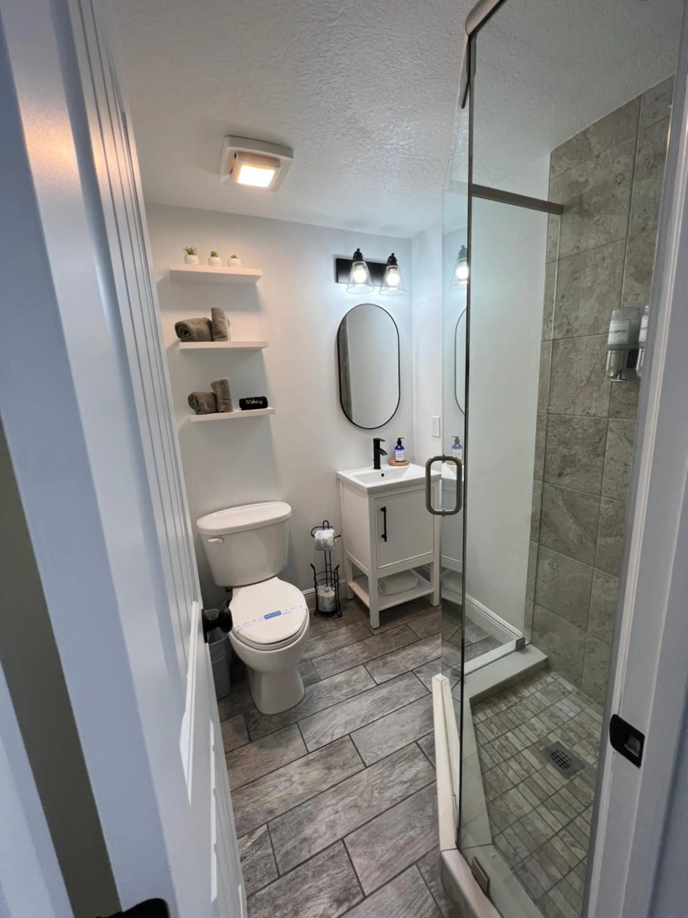 Shower in Blue Waters Treasure Island