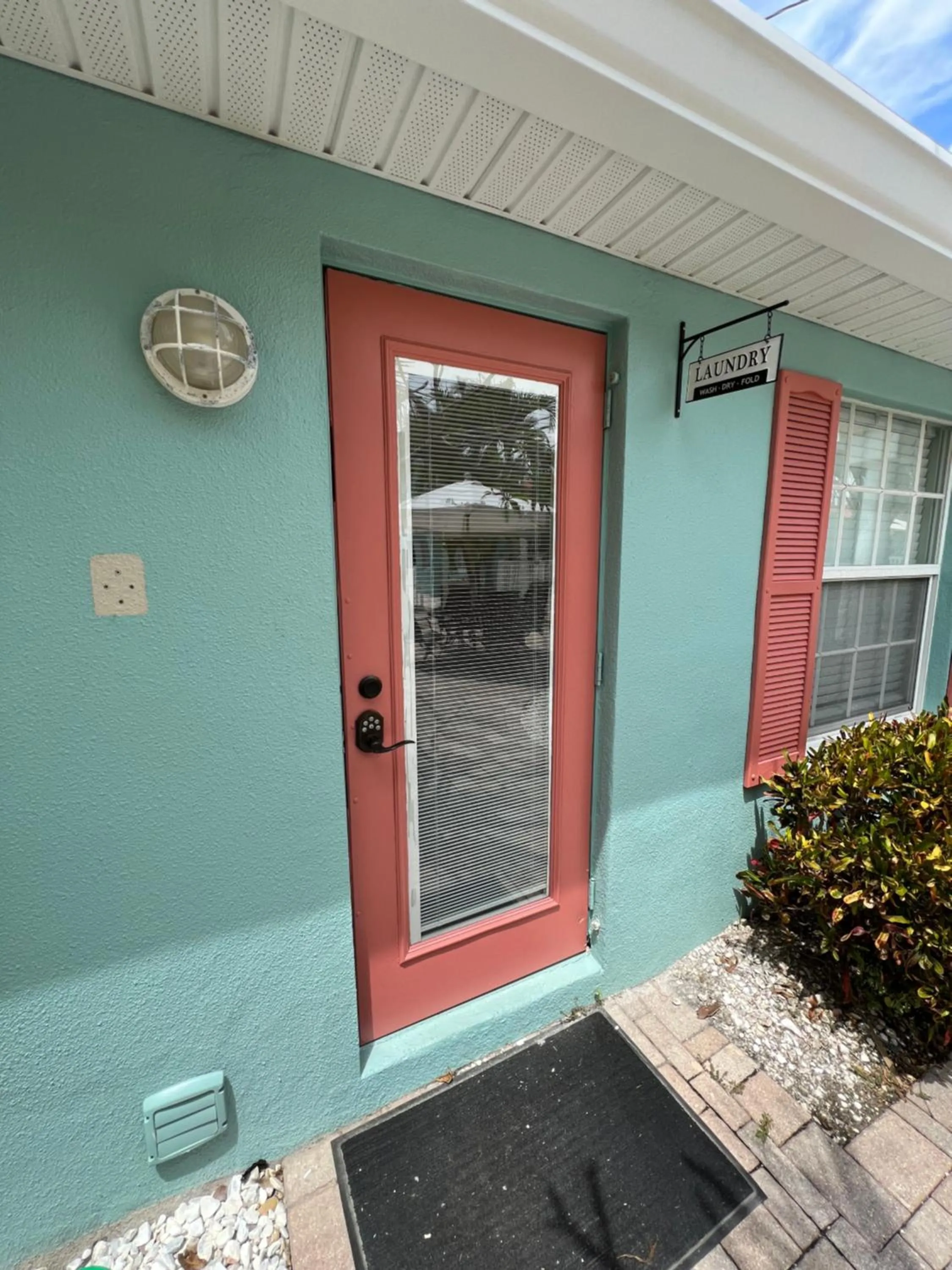 Property building in Blue Waters Treasure Island