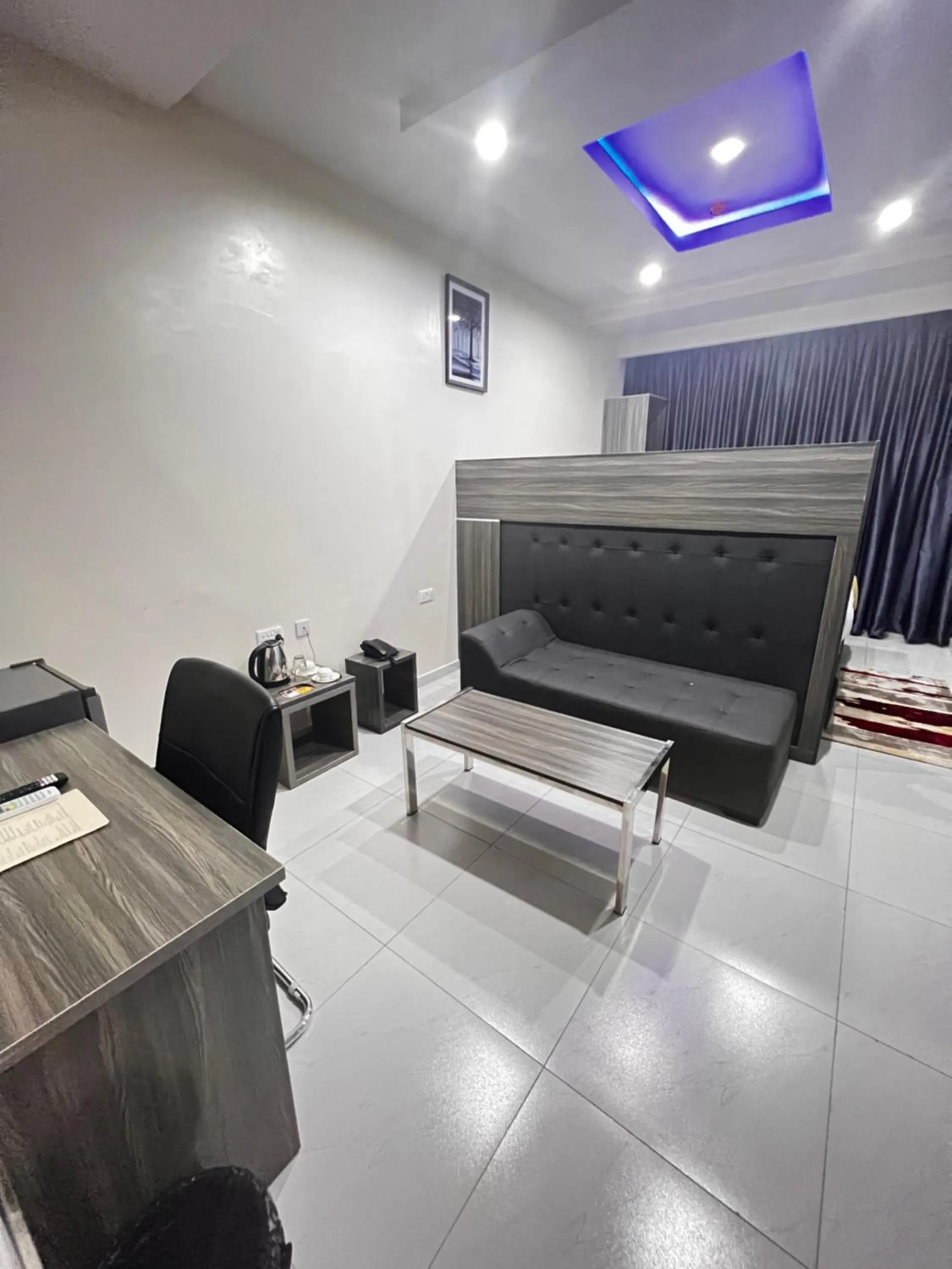 De Rigg Place Embassy