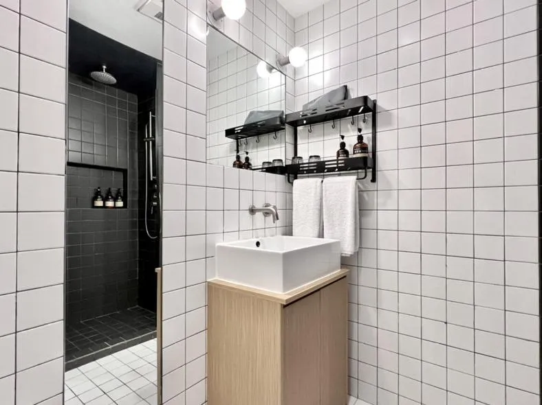 Bathroom in base-Shanghai SUHE Serviced Apartment, Near East Nanjing Road & People's Square