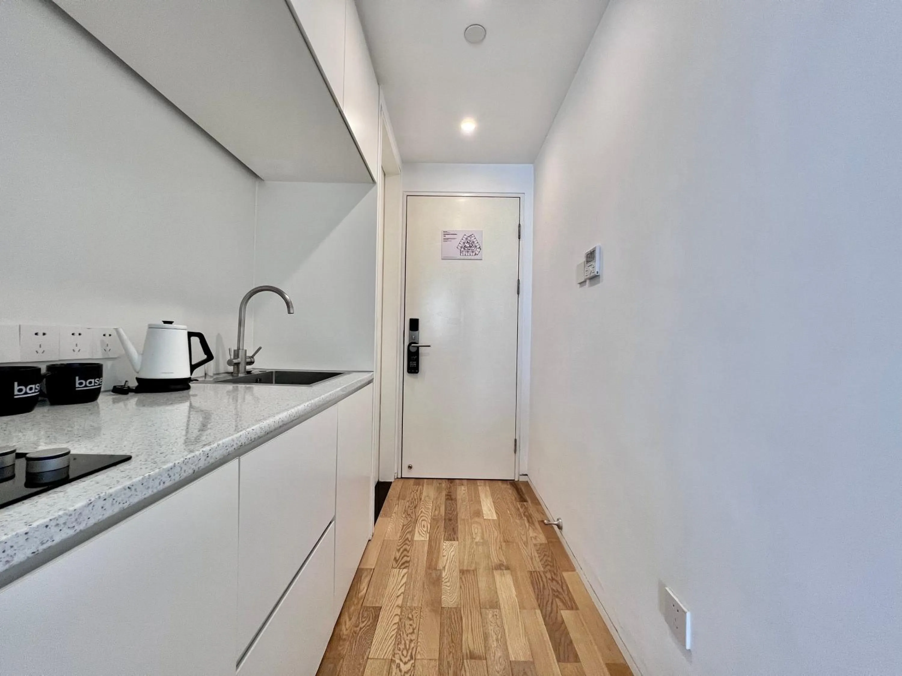 kitchen in base-Shanghai SUHE Serviced Apartment, Near East Nanjing Road & People's Square