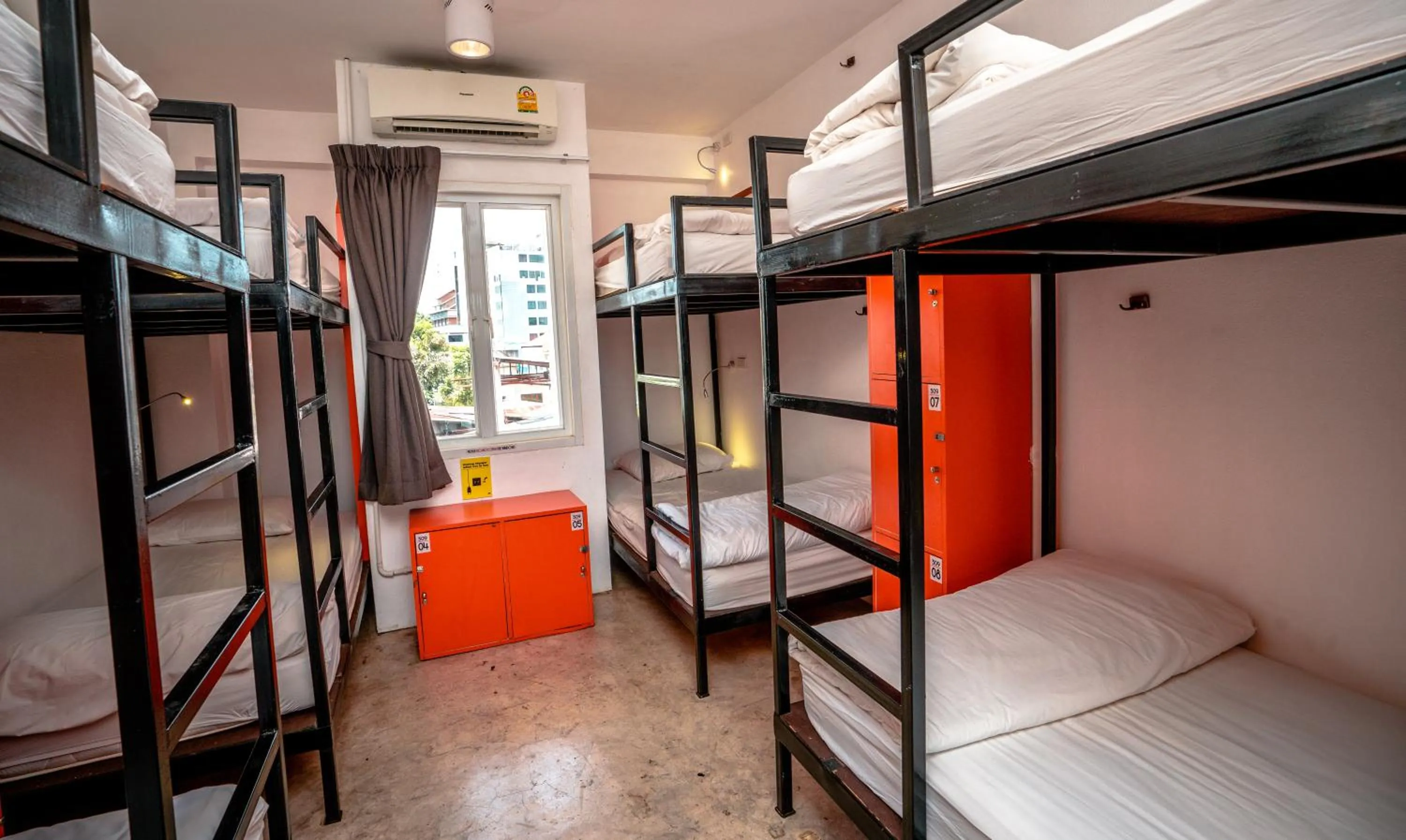 Bed in Mad Monkey Chiang Mai