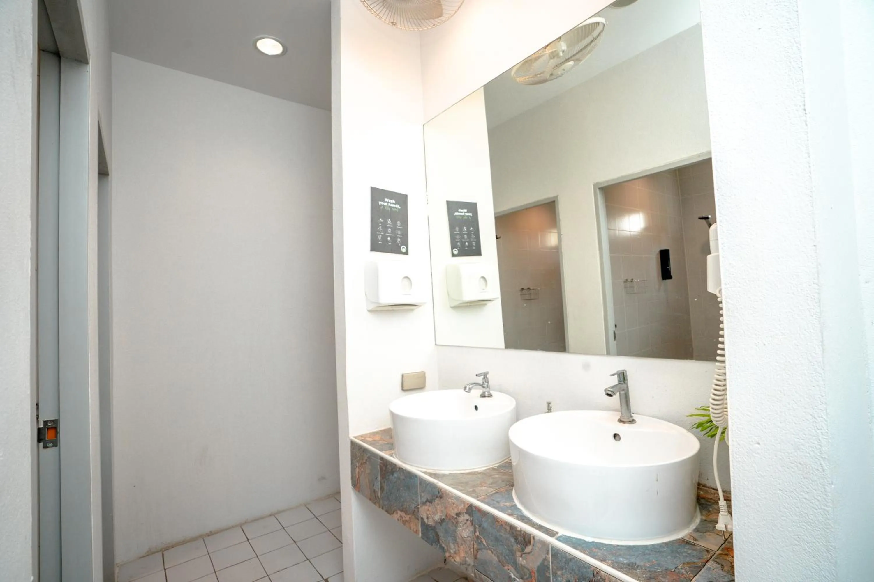 Bathroom in Mad Monkey Chiang Mai