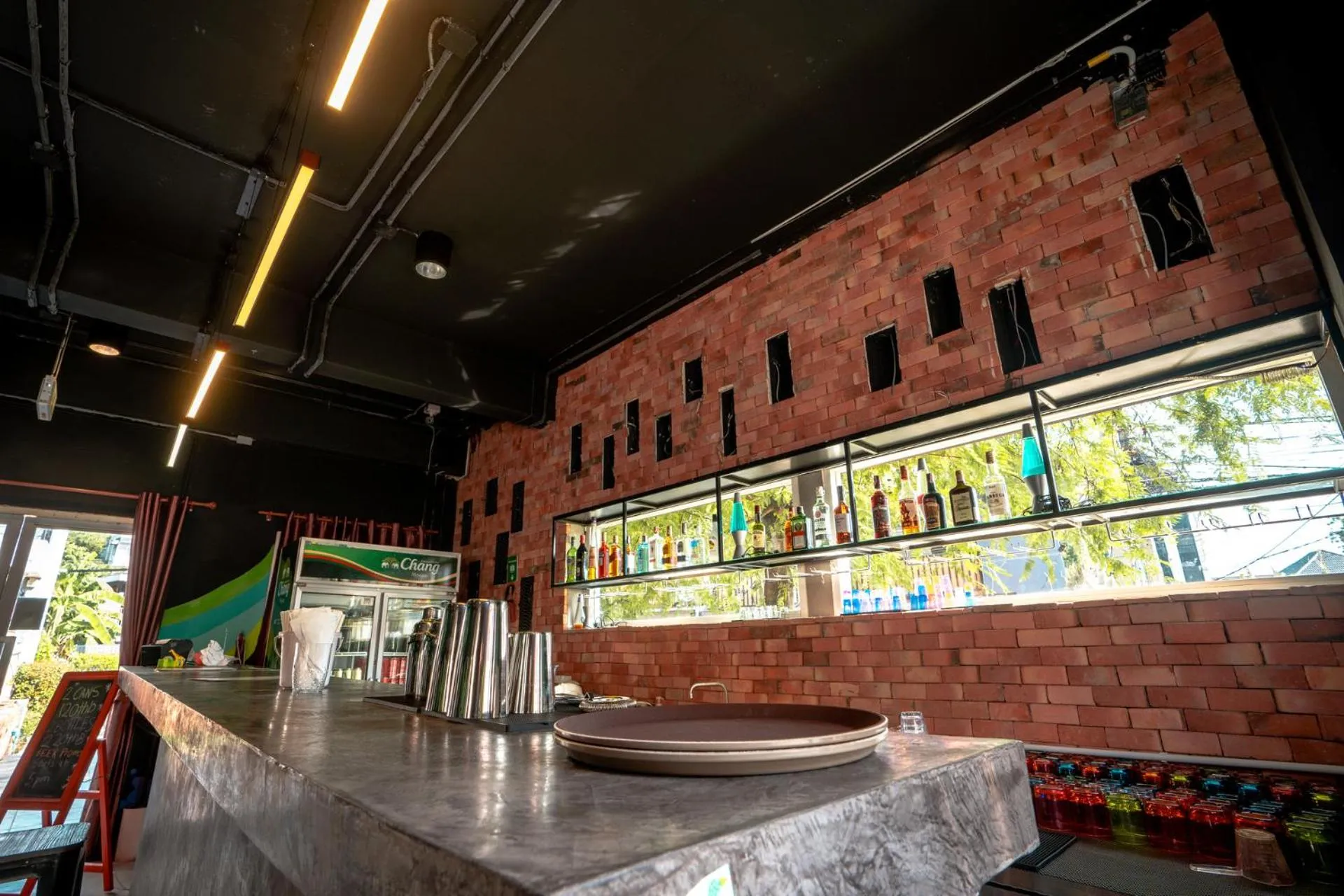 Lounge or bar in Mad Monkey Chiang Mai