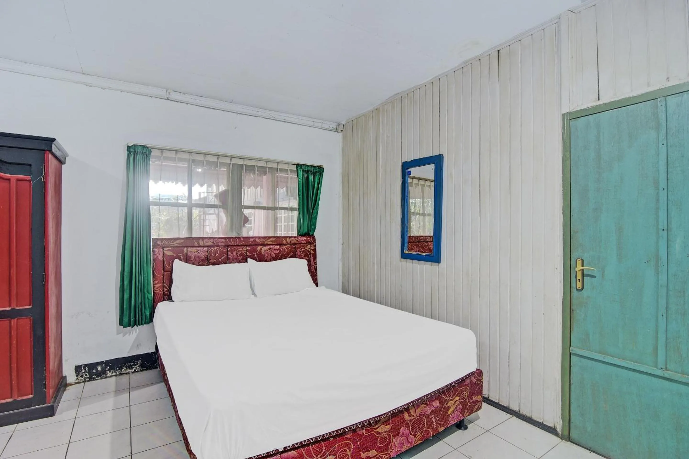 Bedroom, Bed in SPOT ON 92278 Hotel Vorel