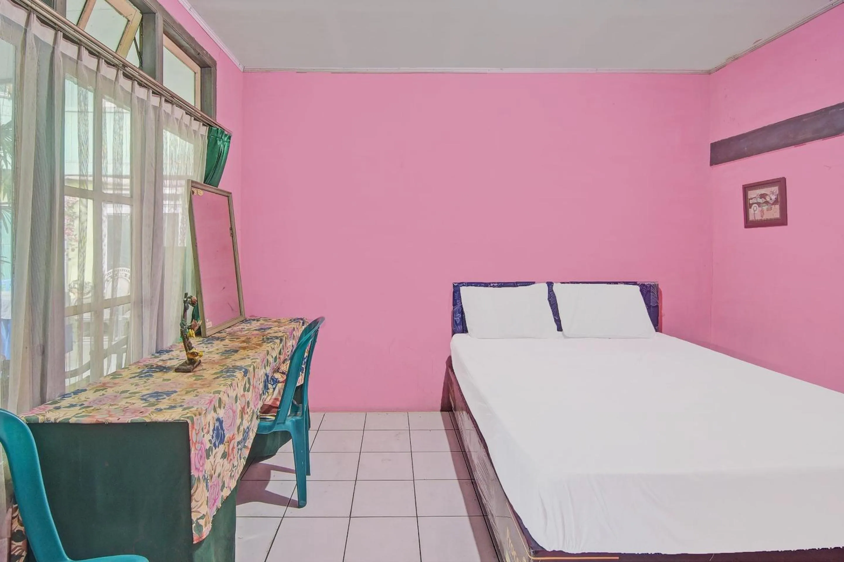 Bedroom, Bed in SPOT ON 92278 Hotel Vorel