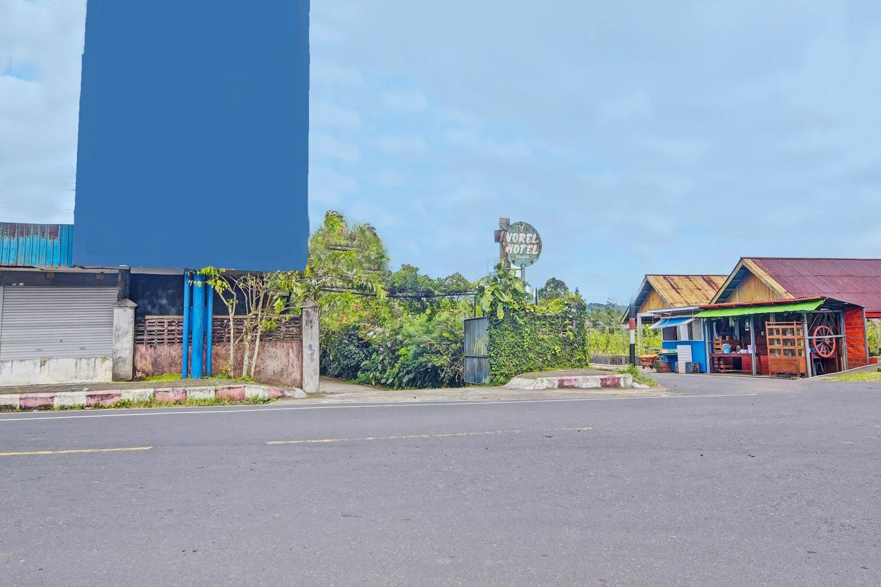 Facade/entrance in SPOT ON 92278 Hotel Vorel