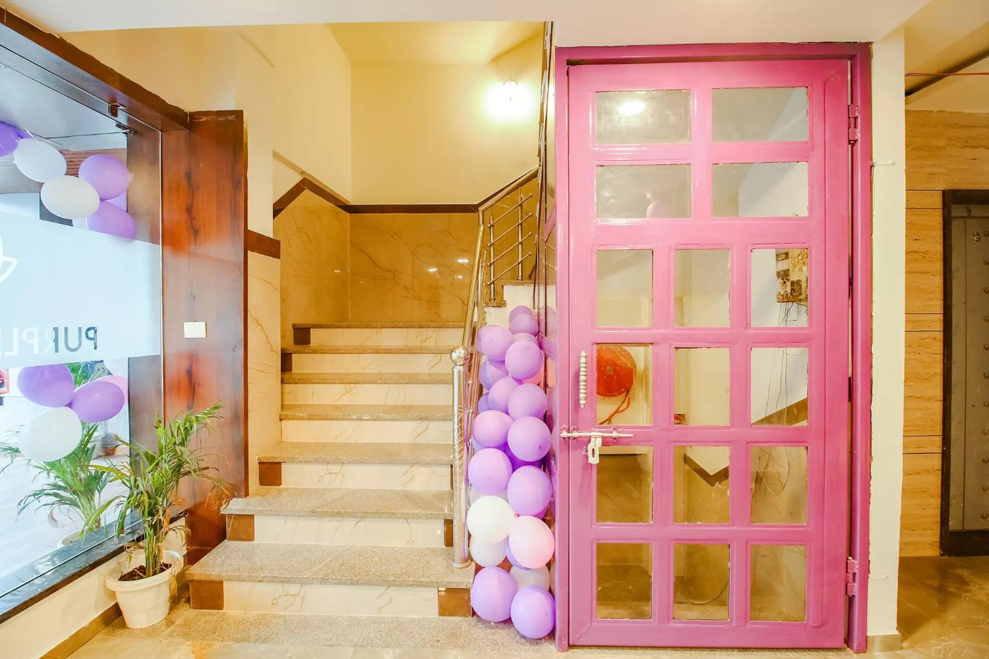 Lobby or reception in FabHotel Prime Purple Orchid