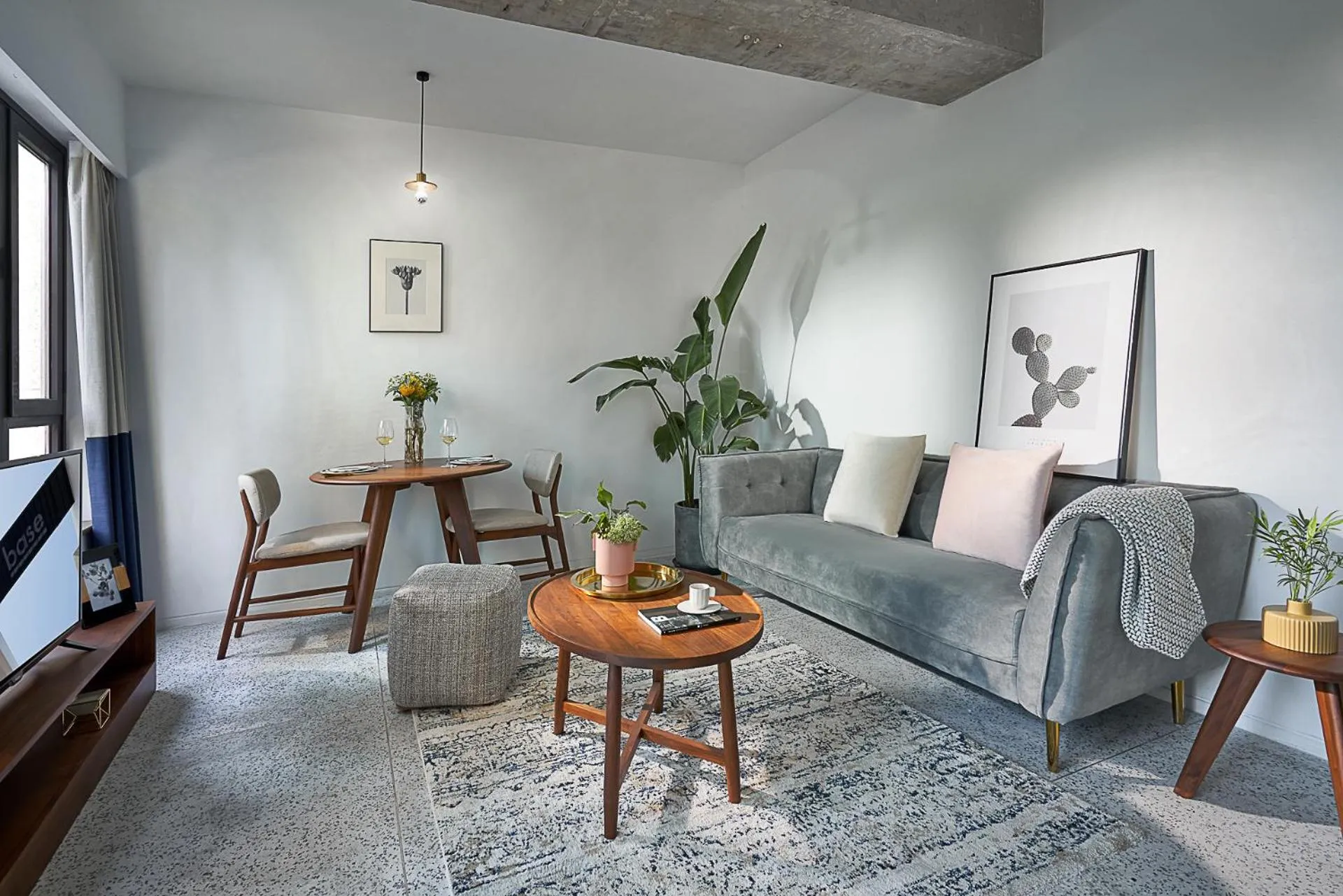 Seating area in basePLUS-Shanghai BINJIANG Serviced Apartment - In room Washing Machine with Dryer function & Kitchen & Free 24hrs Coffee & Close to Expo Museum, Xintiandi & Subway nearby & English speaking & High speed free WiFi