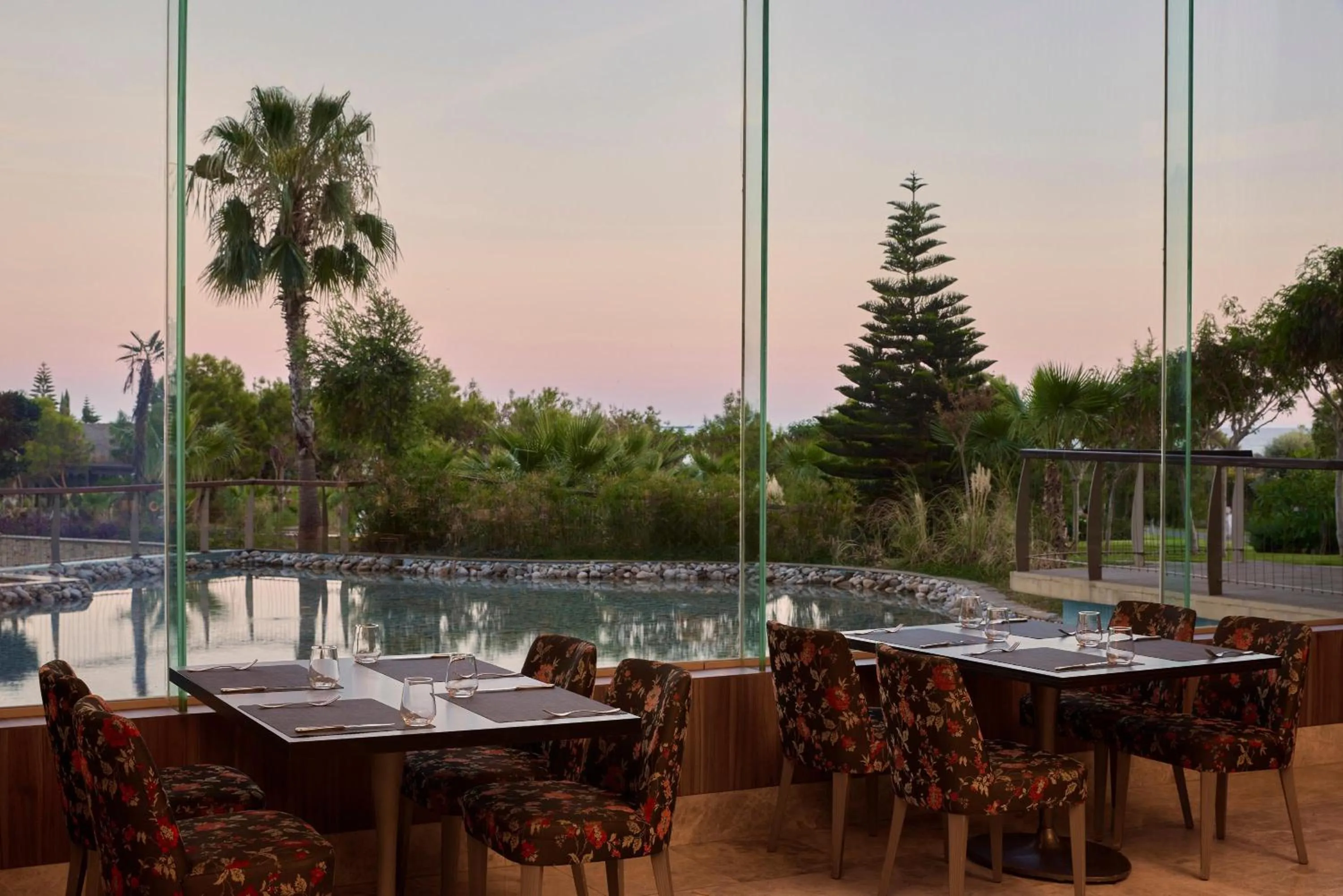 Restaurant/places to eat in Concorde Luxury Resort & Casino