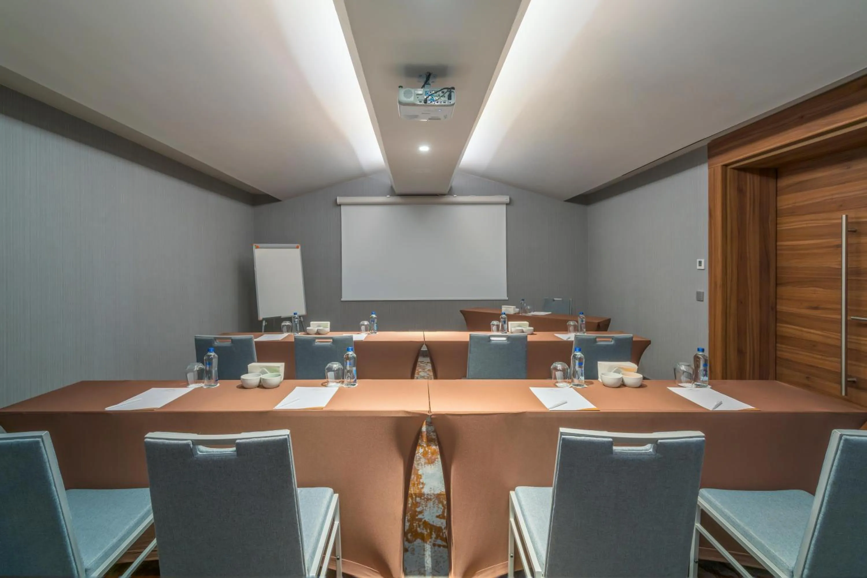 Meeting/conference room in Concorde Luxury Resort & Casino